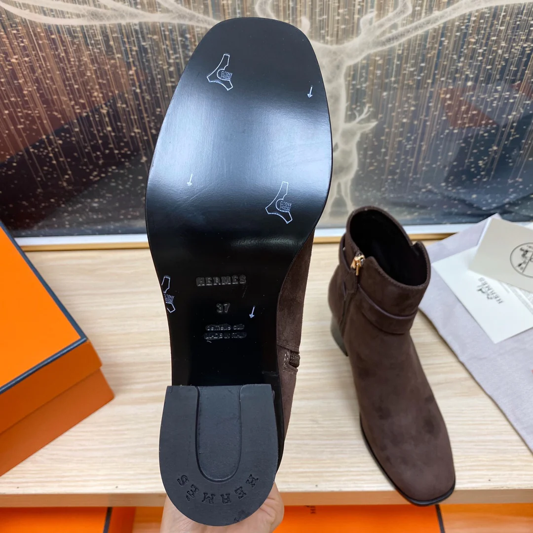 Ботильоны Hermes 2023 из телячьей кожи - темно-коричневые