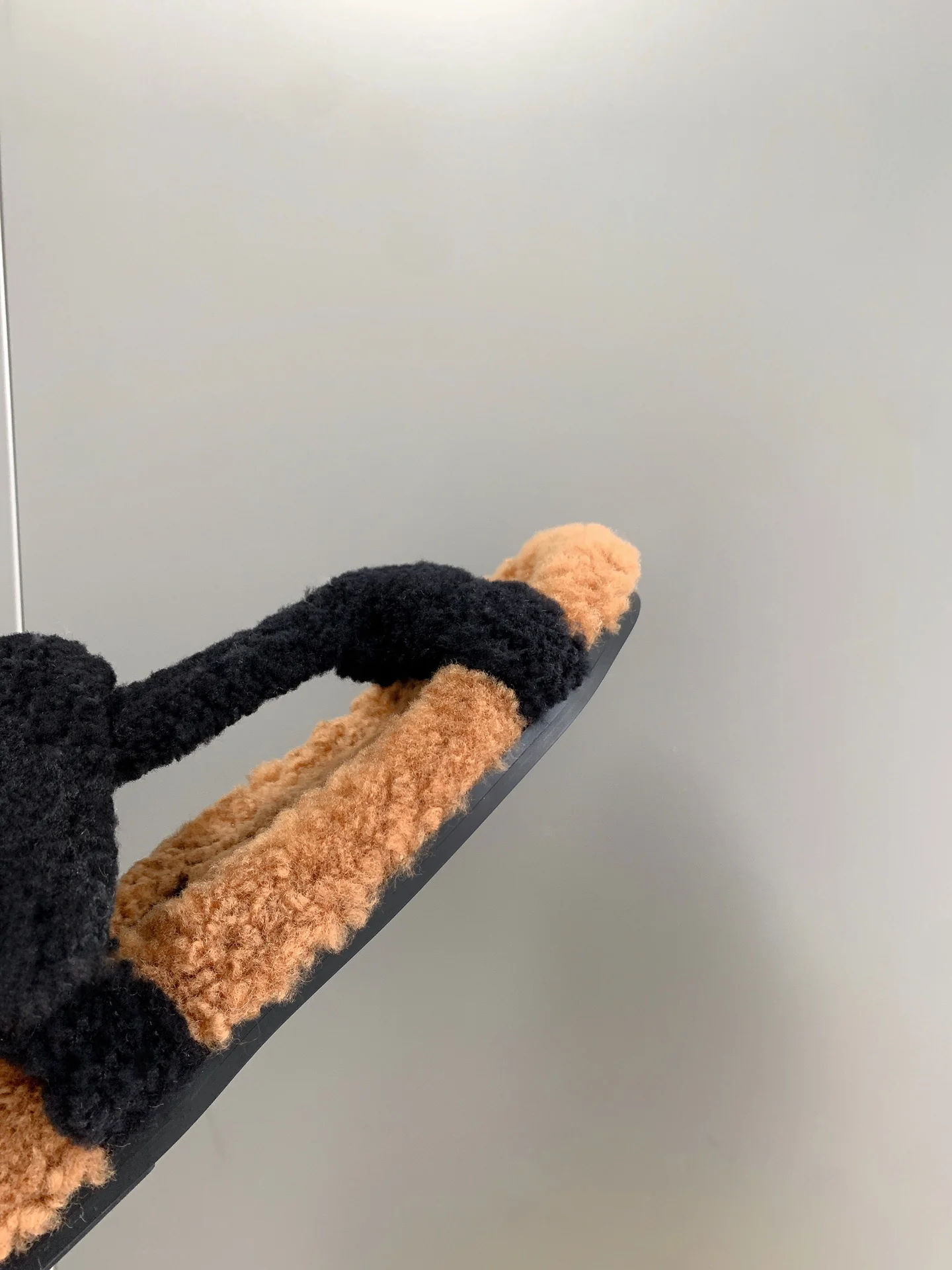 Fendi - Мягкие сандалии - Коричневые - Черные