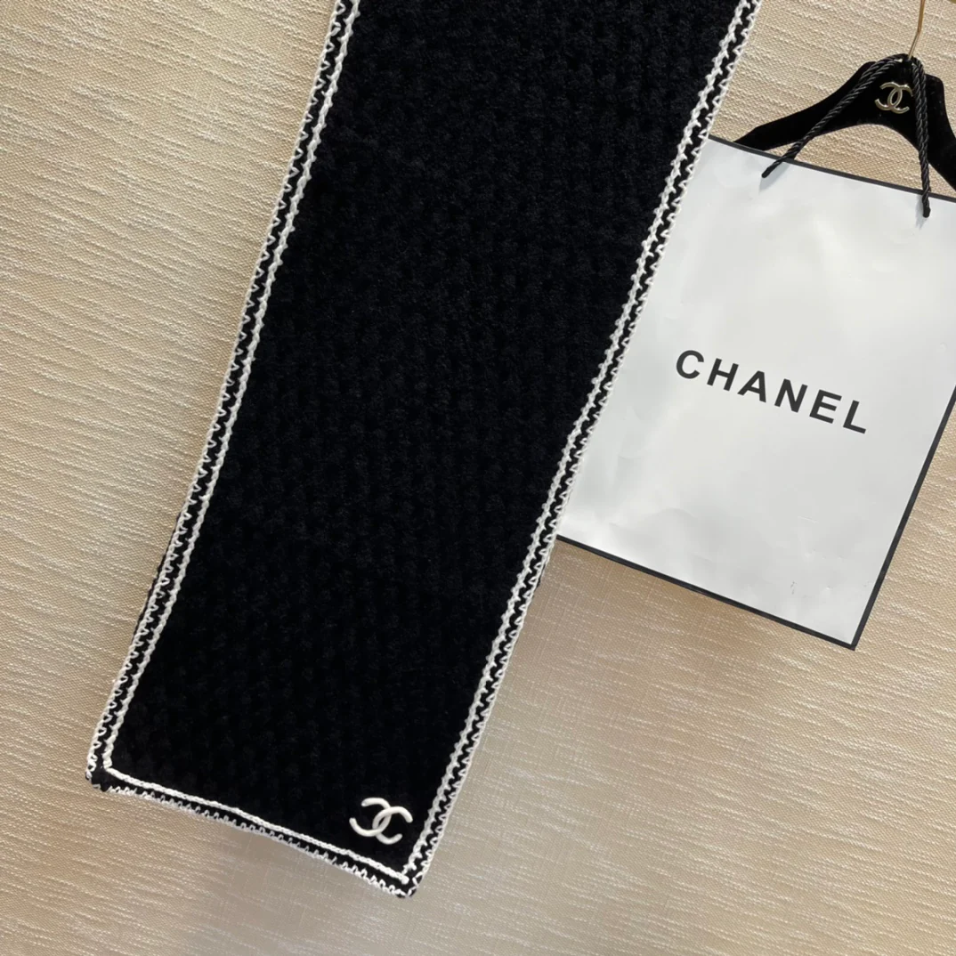Шарф Chanel ручной работы - 59 - Шерсть - 26 - Кашемир - 15 - Шелк - Черный