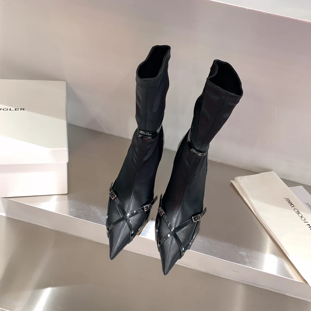 Ботинки Jimmy Collaboration — с острым носком, на шпильке, с застежкой-молнией на петлях.