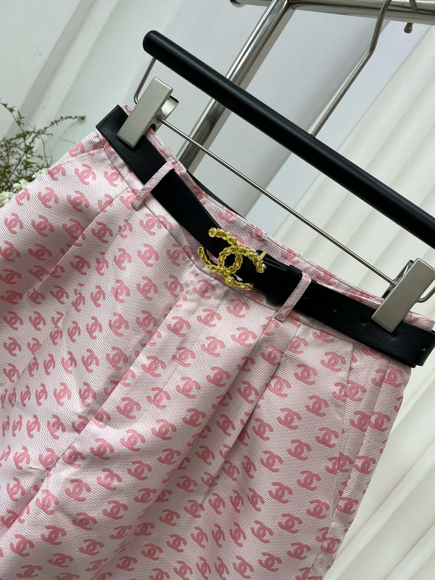 Классические жаккардовые шорты Chanel 2403 с буквенным рисунком - розовые