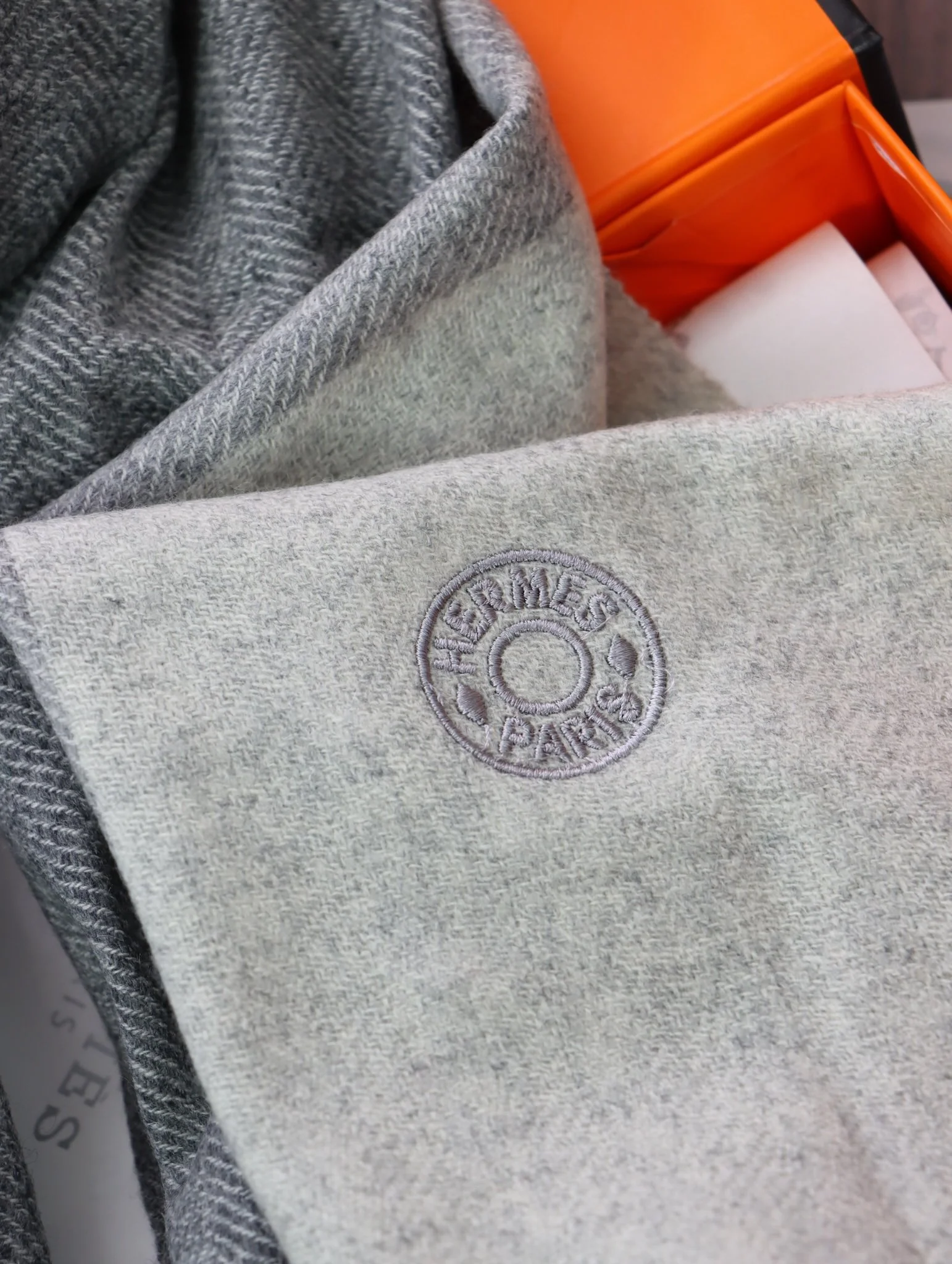 Кашемировый шарф Hermes с нежной текстурой - 63 см - 180 см