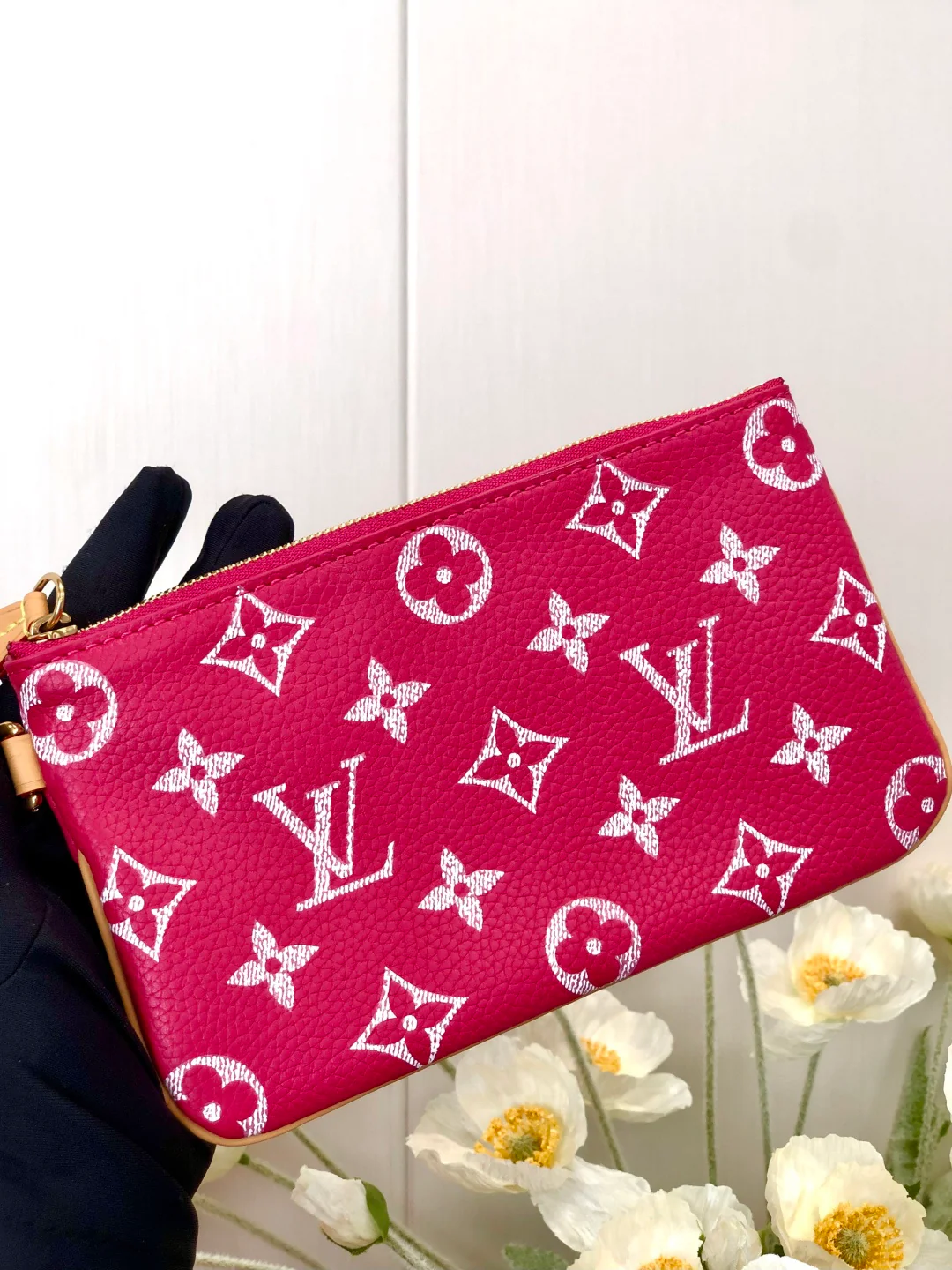 LV Драконий Фрукт Красный