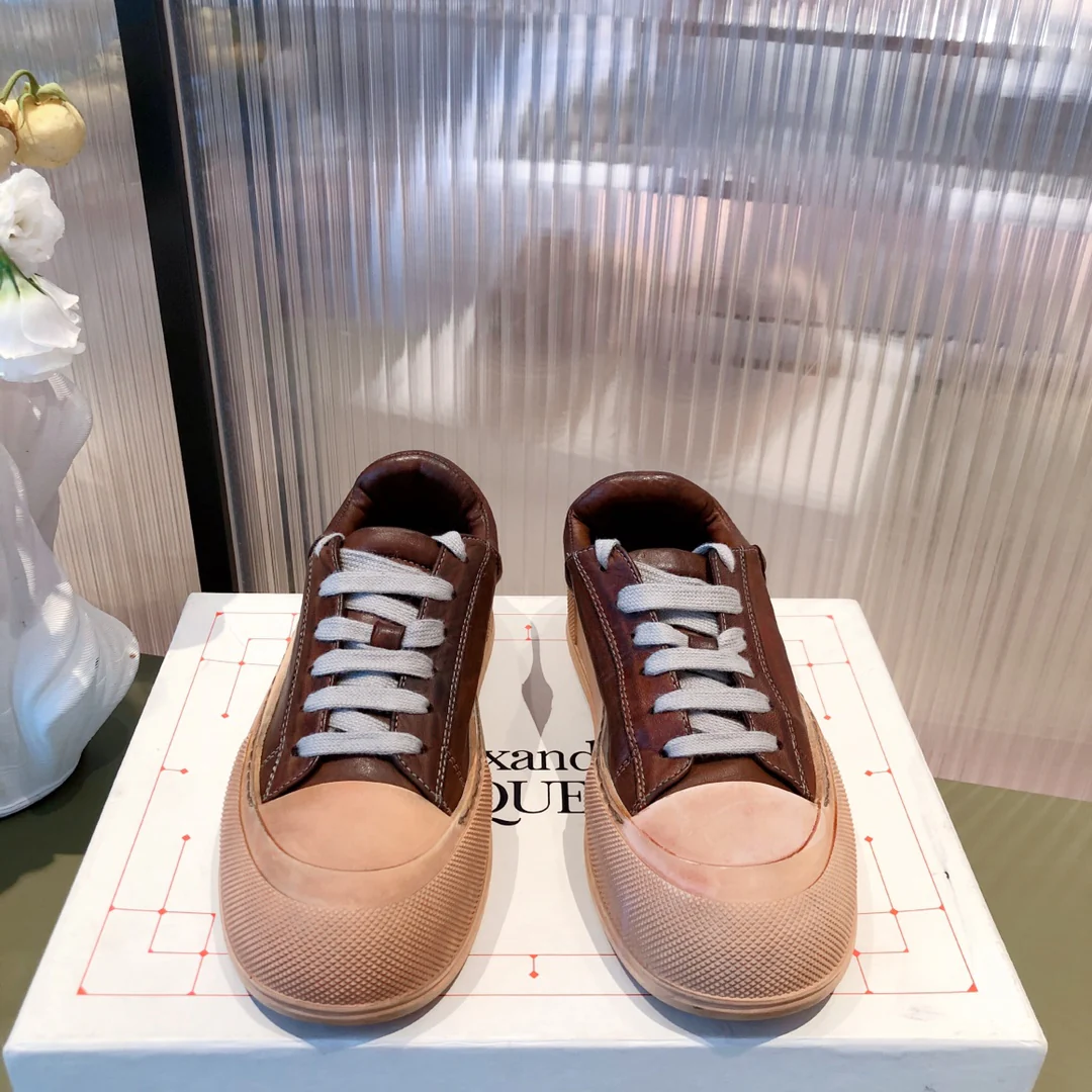 коричневые парусиновые туфли на платформе McQueen