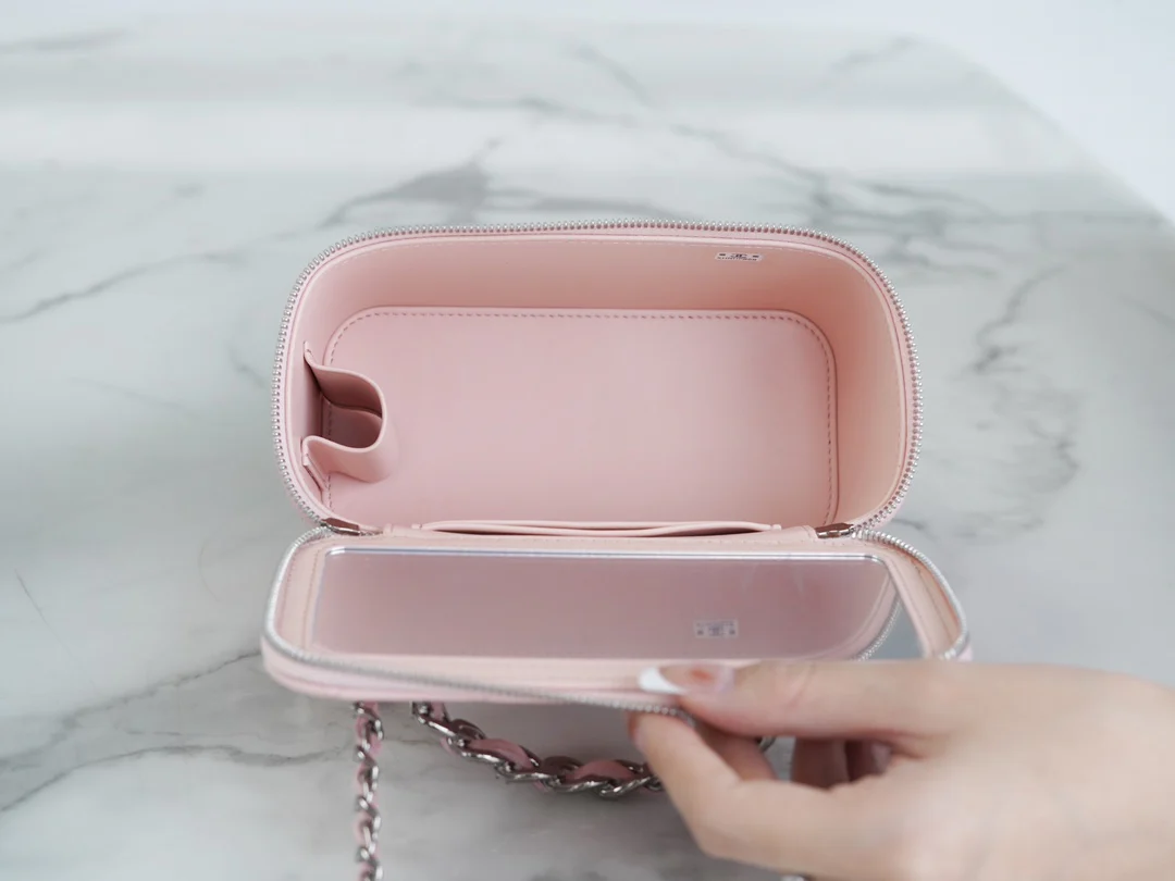 Длинная сумка-коробка Chanel - розовая