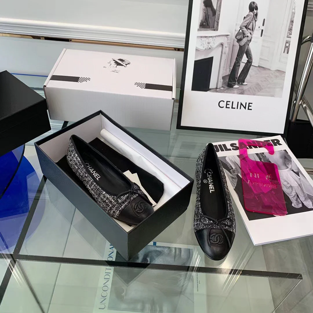 Классические балетки Chanel - черные