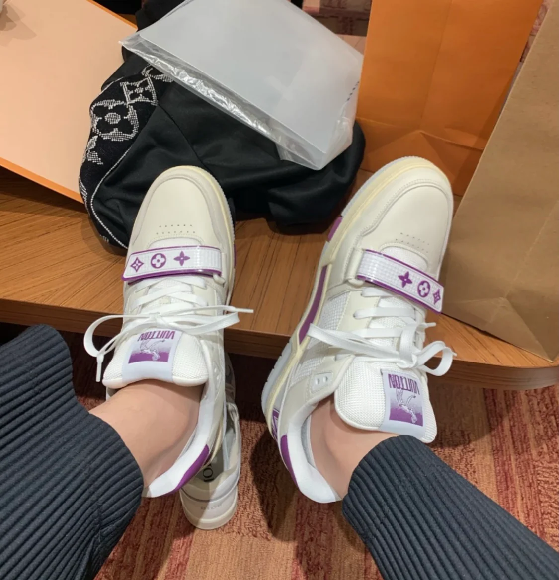 Кроссовки LV Trainer Series - на липучках - унисекс - белые и фиолетовые