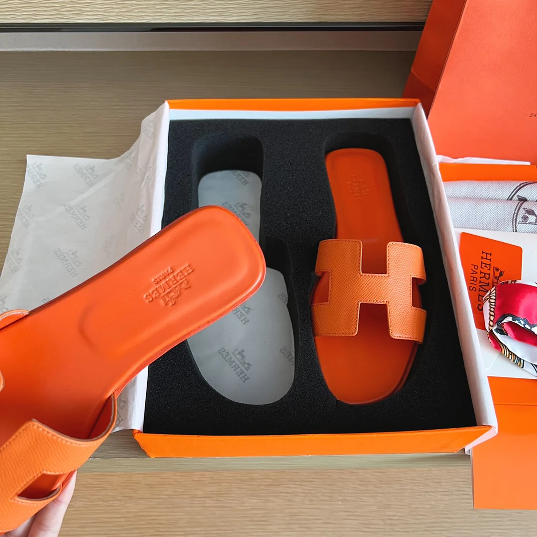 Сандалии Hermes-h на плоской подошве - серия с принтом пальм - подошва с полным покрытием - 3