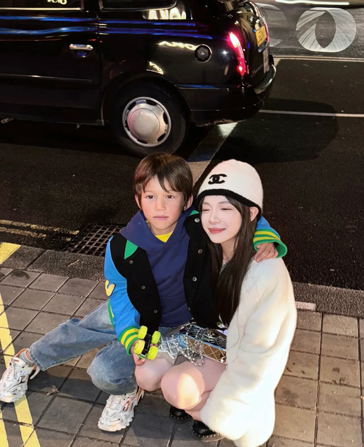 Весенняя коллекция Chanel - 24c - Сумка CF Star Flap Bag - Серебристый