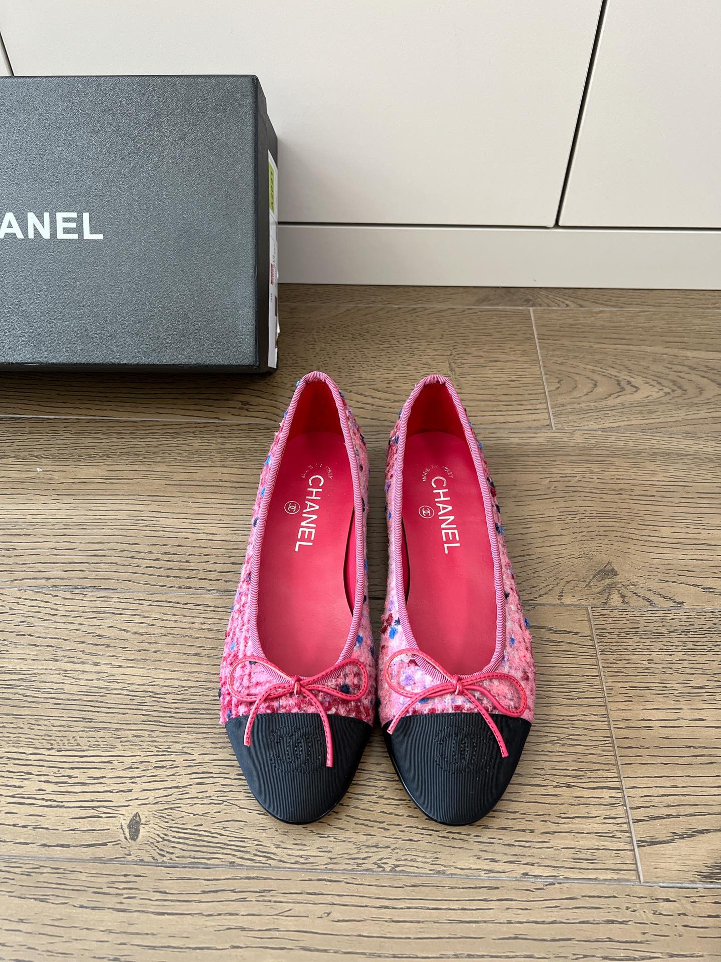 Новинка 2023 года от Chanel - Классические балетки - Розовые