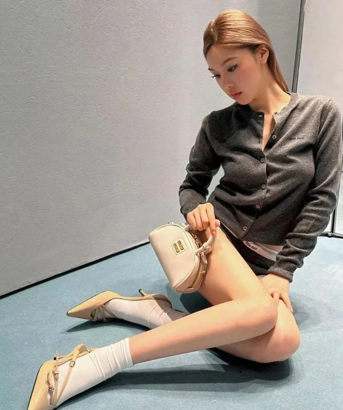 Сумка для боулинга Miu Miu - белая