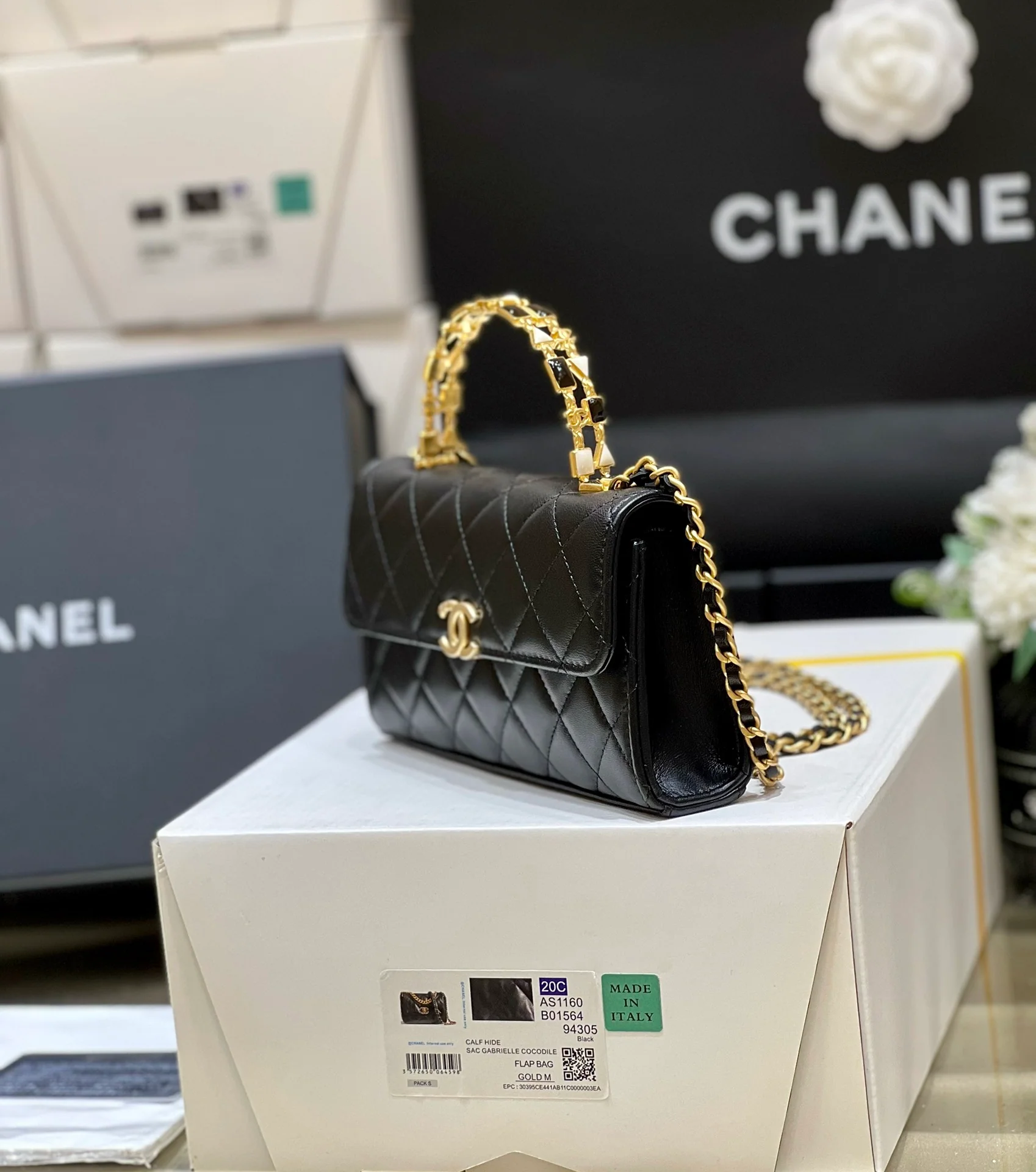 Сумка Chanel 2022 с эмалированной ручкой - Черная - Маленькая