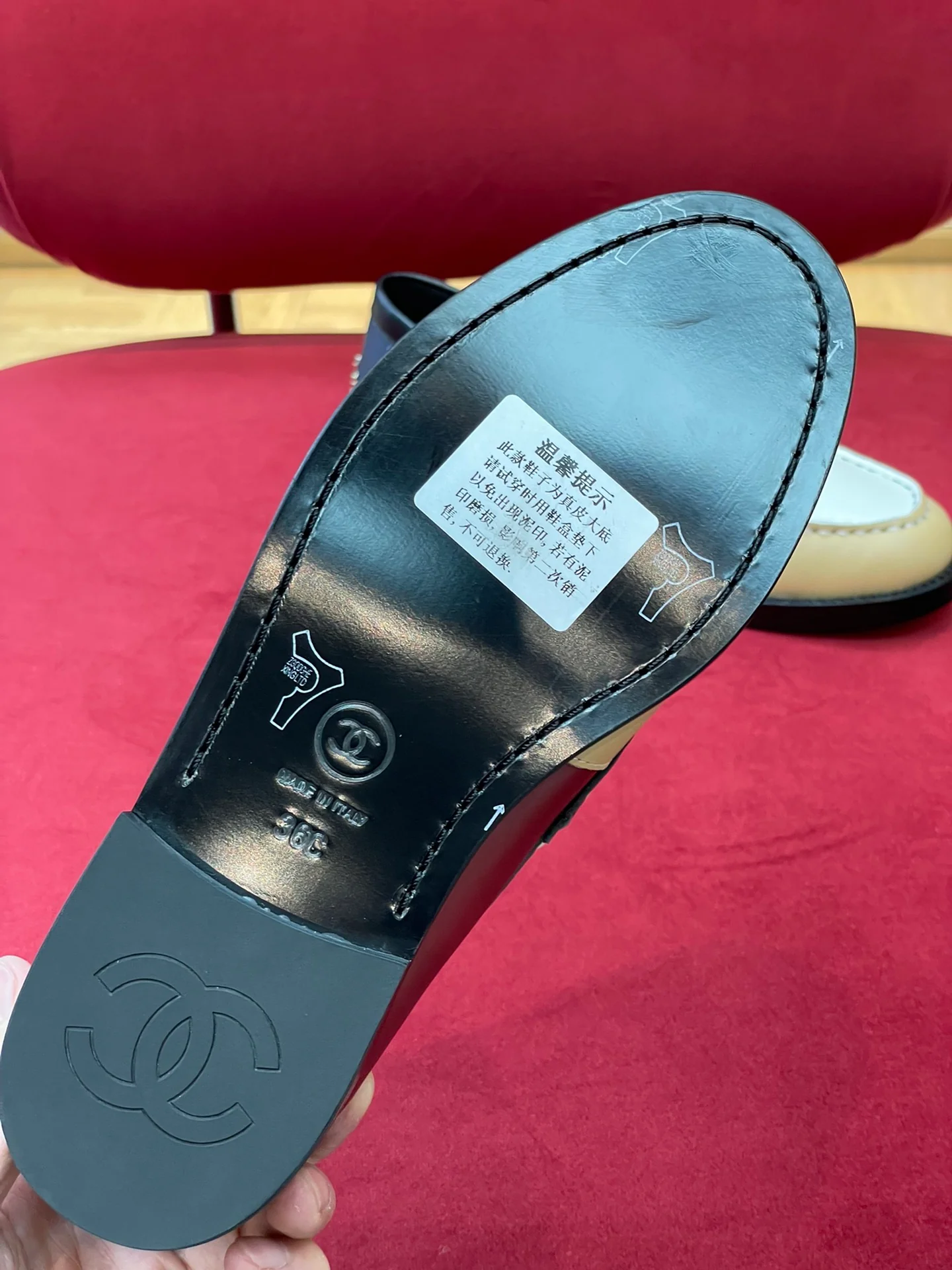 Новинка сезона осень/зима 2022 от Chanel - Лоферы - 1