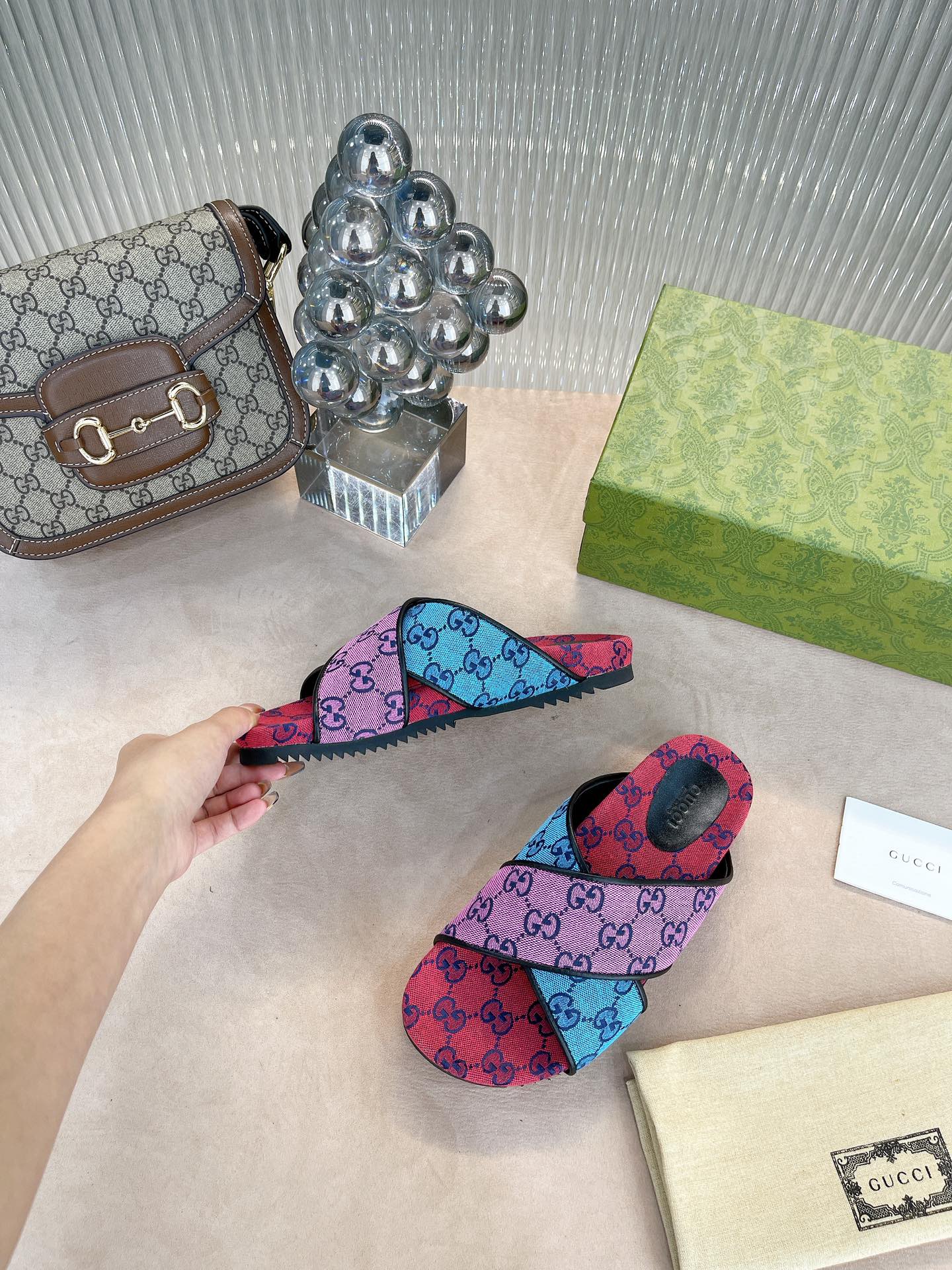 Сандалии Gucci на платформе с перекрестными ремешками - 1