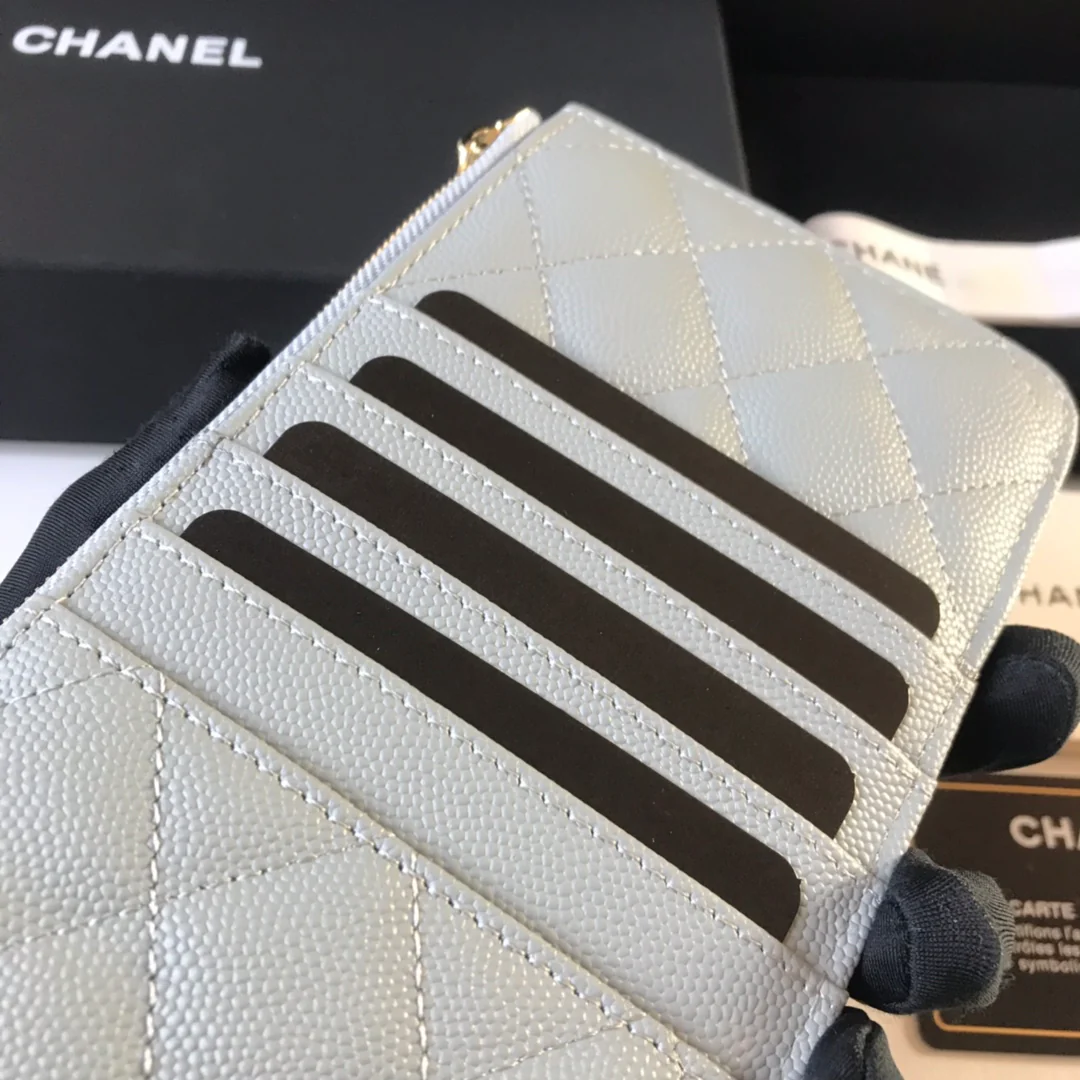 Длинный кошелек/держатель для карт Chanel на молнии - плоский длинный кошелек - 1 шт.