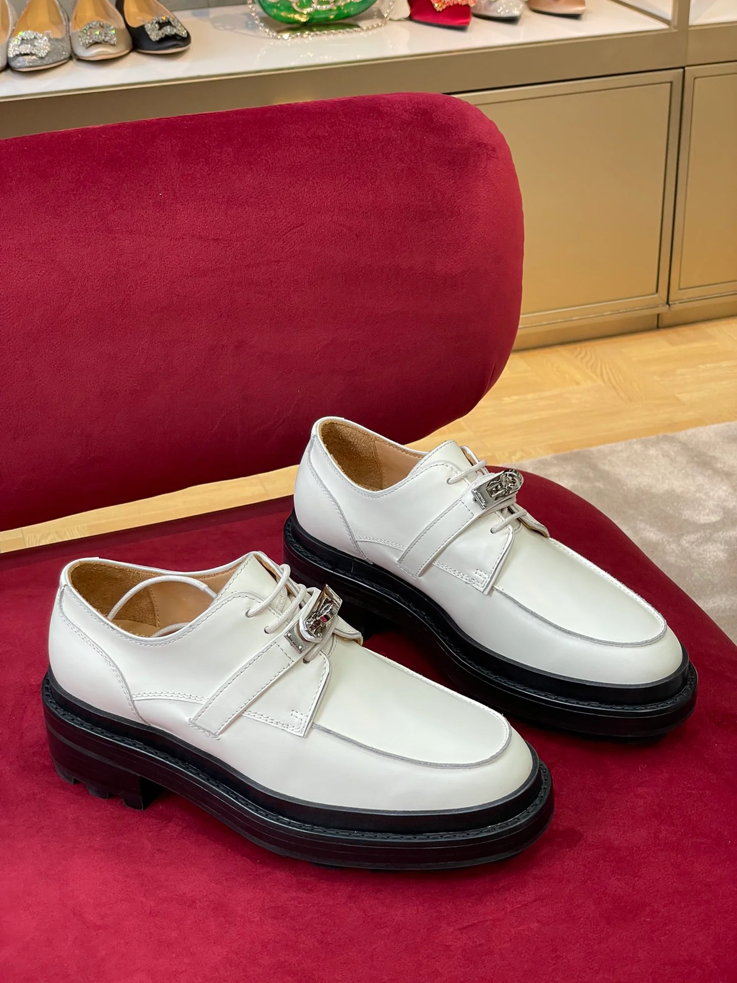 Hermes - Новинка сезона осень/зима 2022 - Обувь Kelly Alo