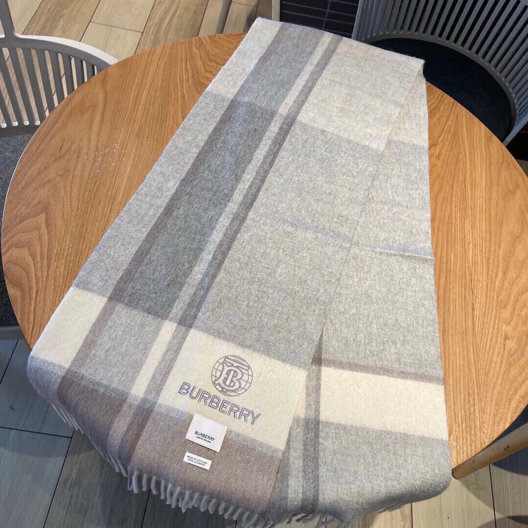 Классический клетчатый шарф Burberry 2024 — серый — 1 шт.