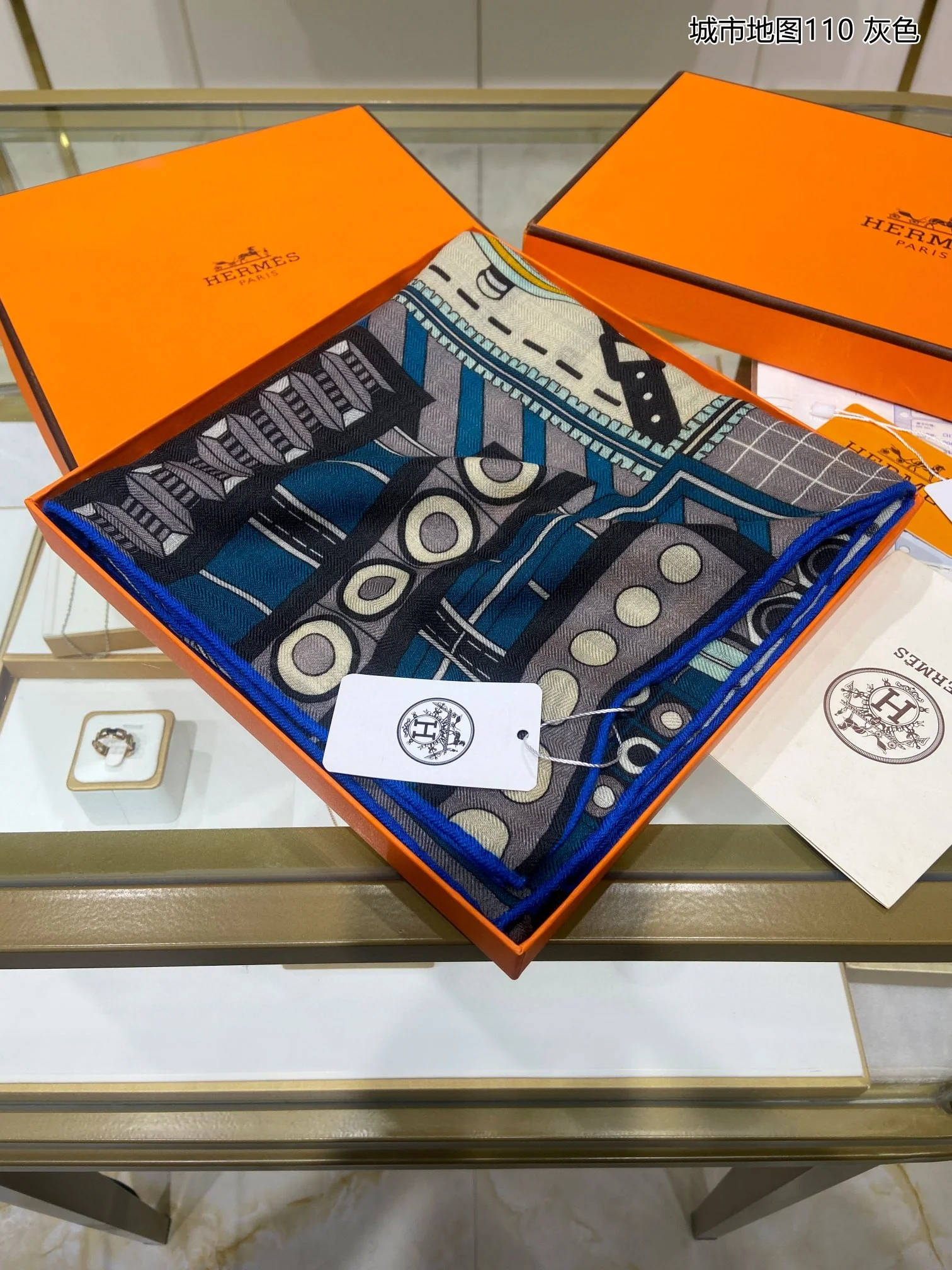 Шарф Hermes City Subway - 110 см - 70% кашемир - 30% шелк - 1 шт.