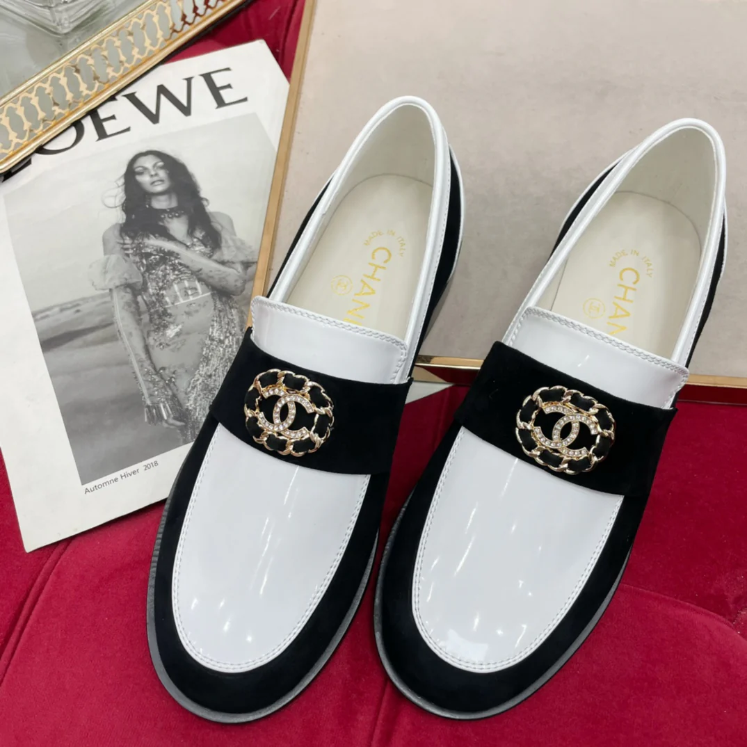 Винтажные лоферы Chanel - белые