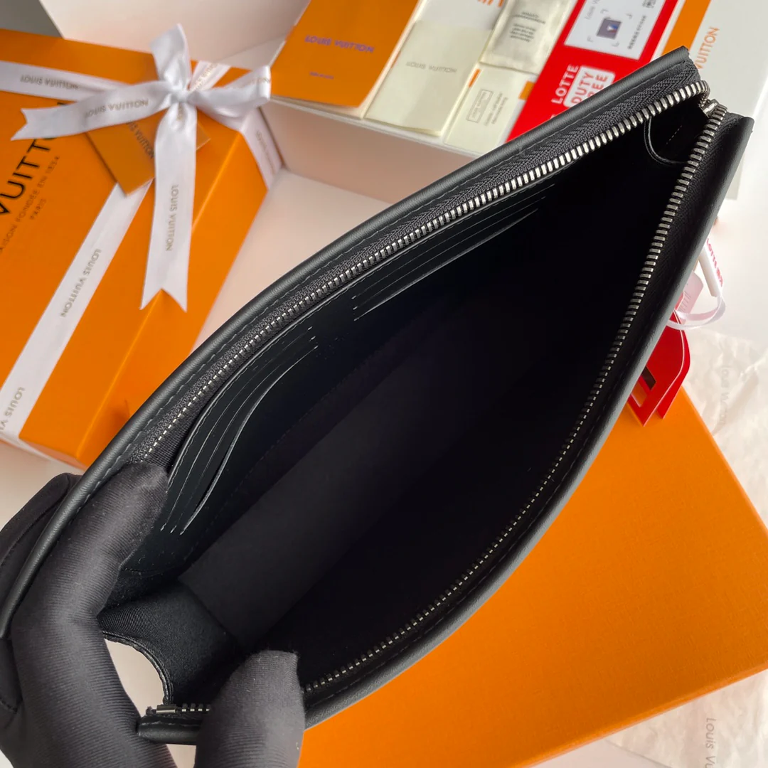 lv-m61692-клатч