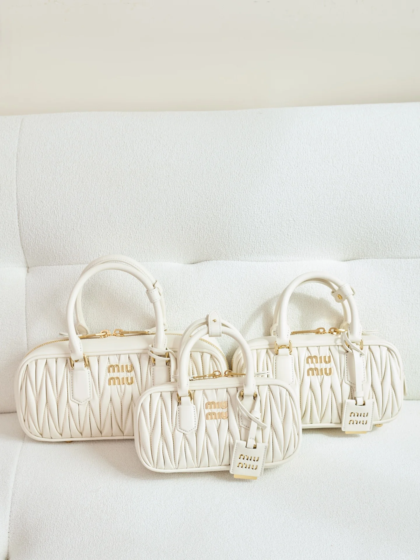 Miu Miu-???????-????-Белый-1