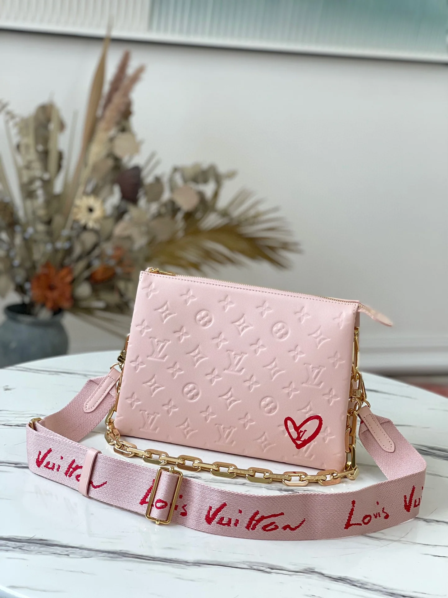 m58739-LV-Fall-in-Love-Capsule Collection-Coussin Handbag-Small Size