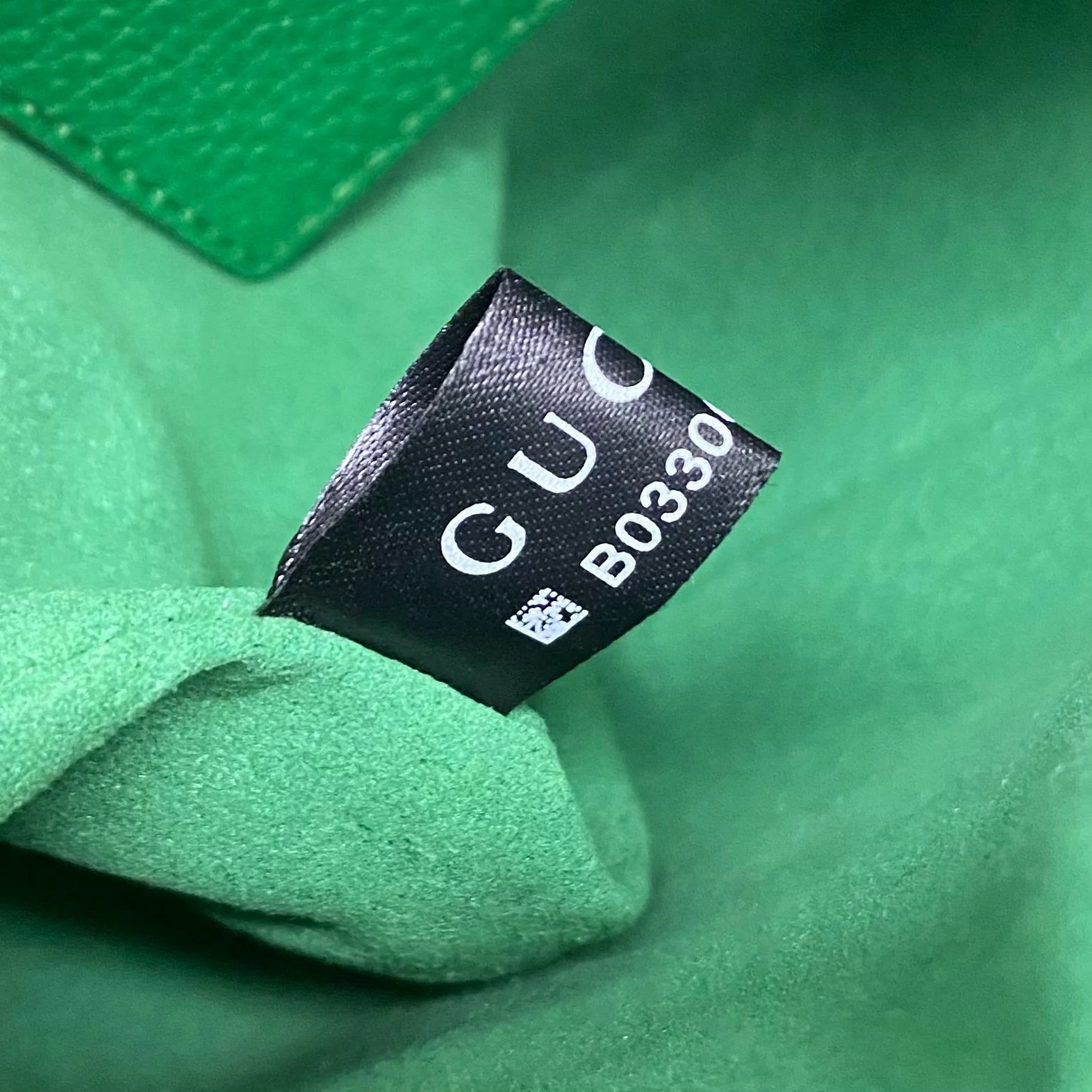 Сумка Gucci на цепочке через плечо - зеленая