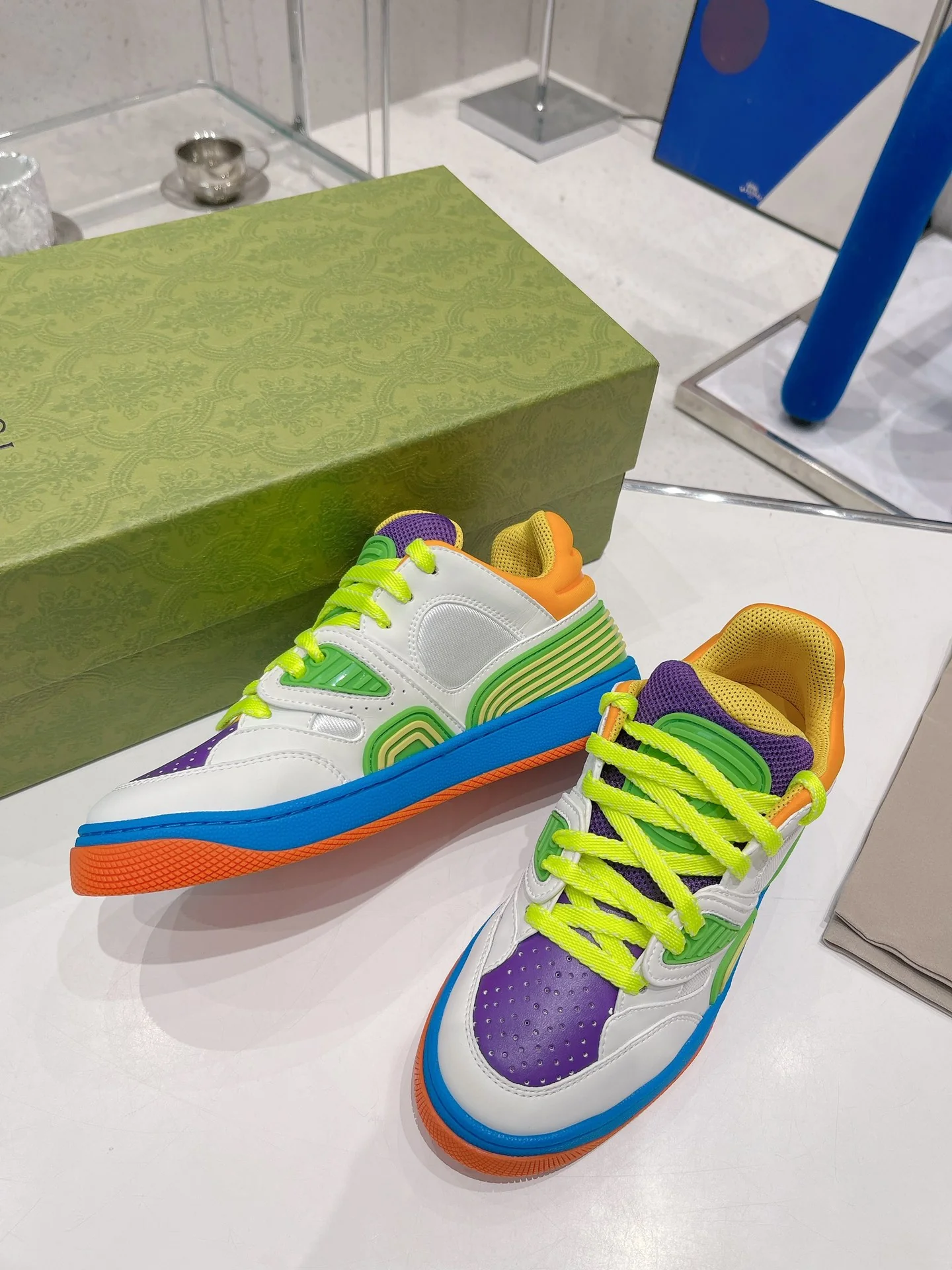 Gucci - Белые кроссовки - Кроссовки - Повседневная обувь - 18