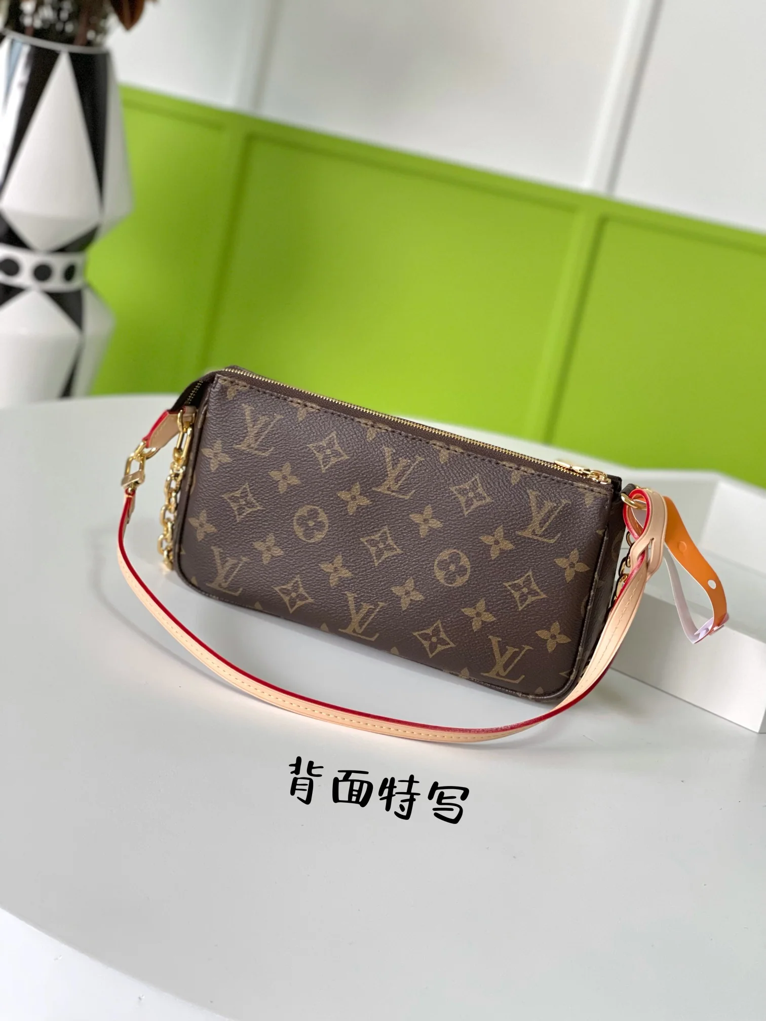 m82766-LV-pochette-accessoire-mahjong bag-handbag-shoulder-crossbody-body bag