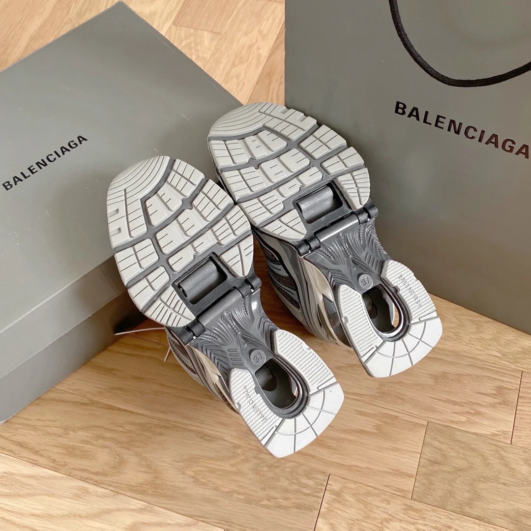 Кроссовки Balenciaga Retro Spring-Style Dad Shoes - серые