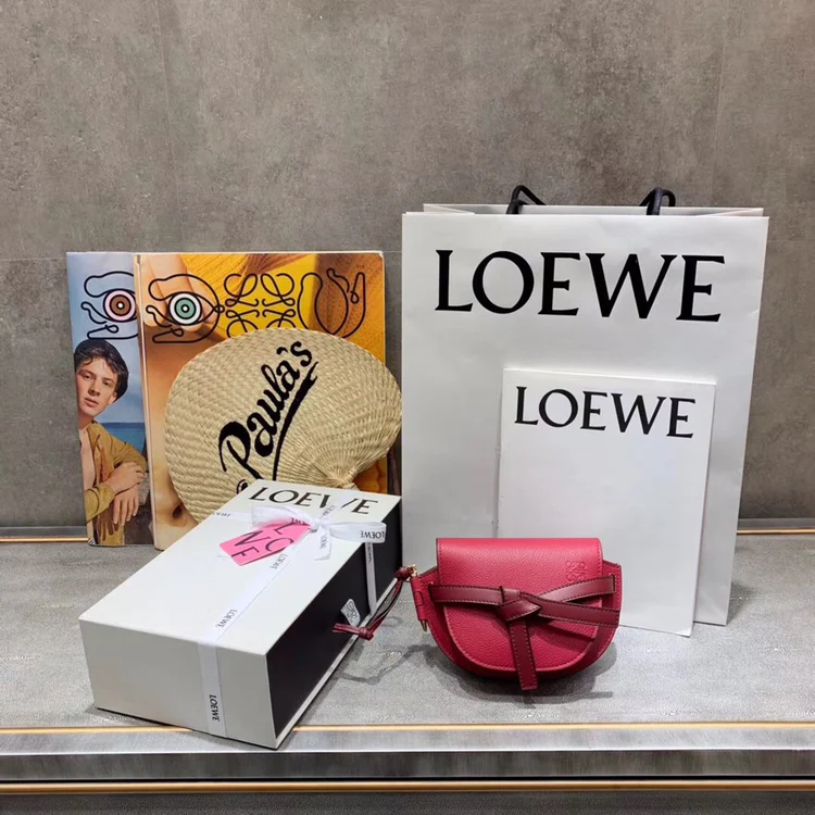 Изображение из коллекции Loewe Mini Gate с узором ?Личи?