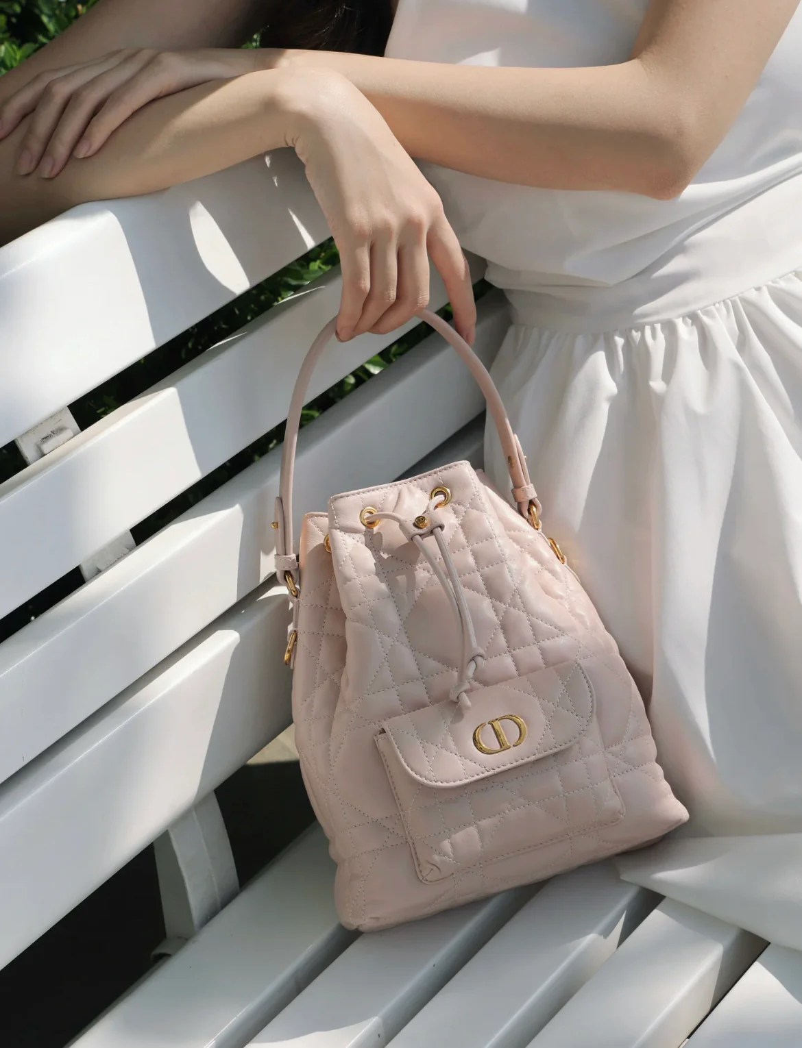 Сумка-ведро Dior Caro - розовая