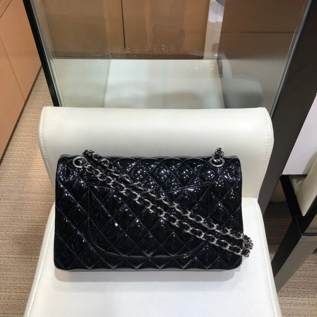 Сумка Chanel CF - лакированная кожа - серебряная цепочка - 25 см