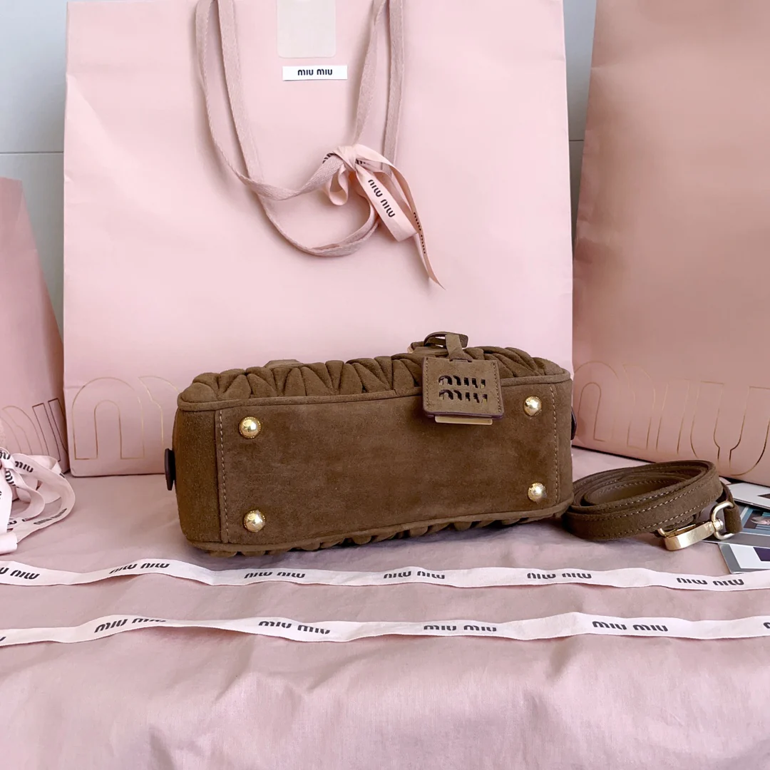 Сумка для боулинга Miu Miu-5bb142 из замши