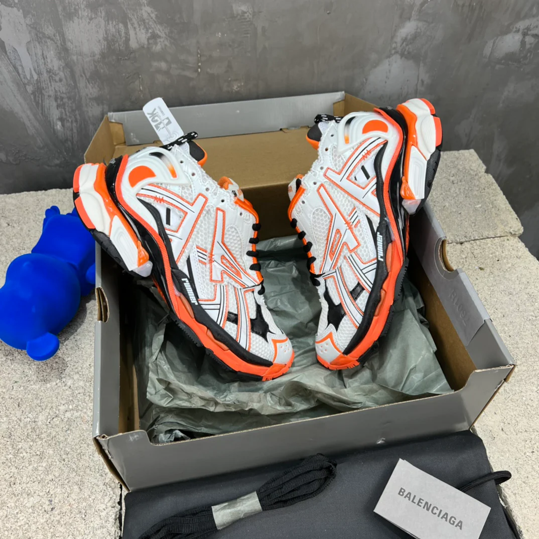 Кроссовки Balenciaga Runner - унисекс - оранжевые