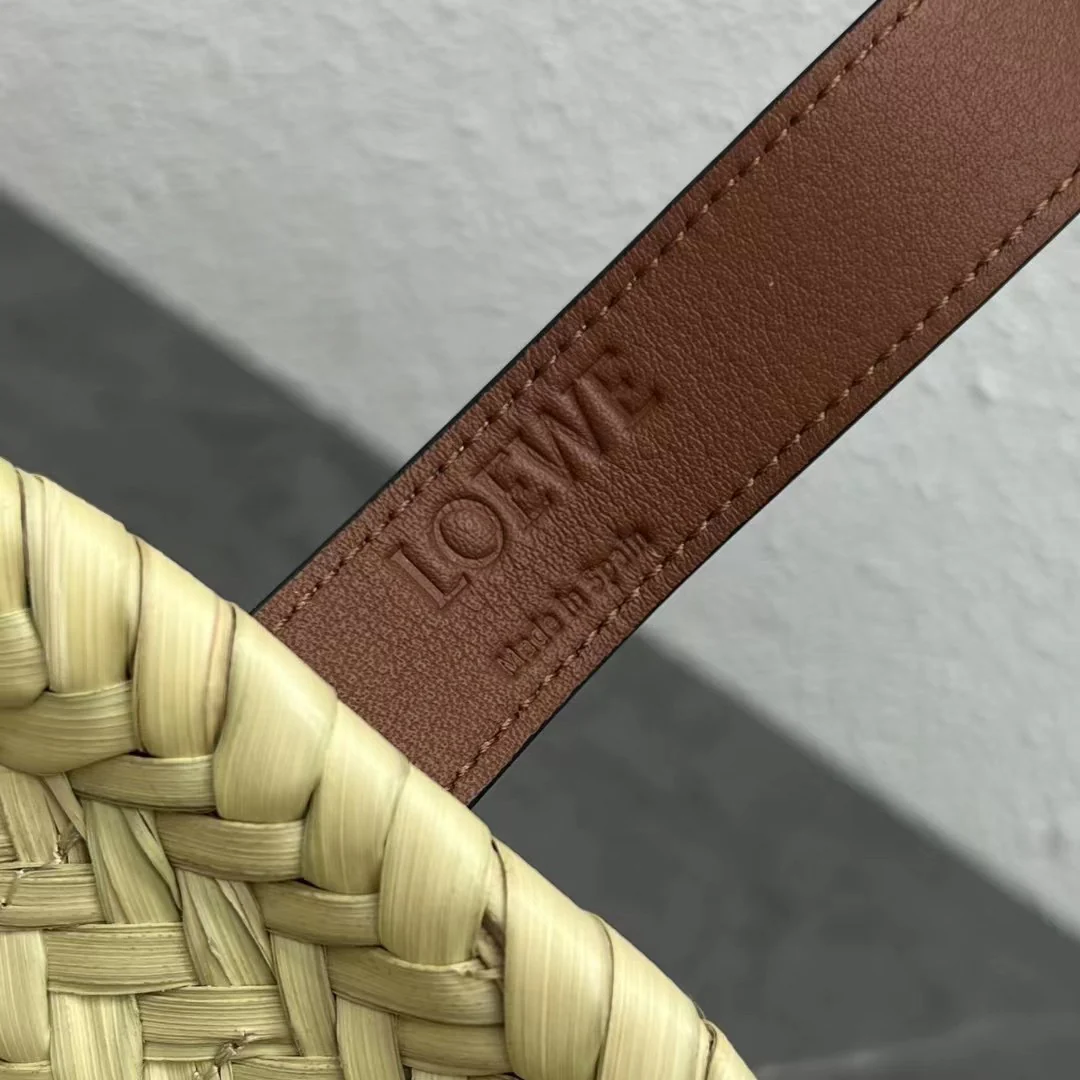 Соломенная сумка Loewe - 33 см - Маленькая - Черная