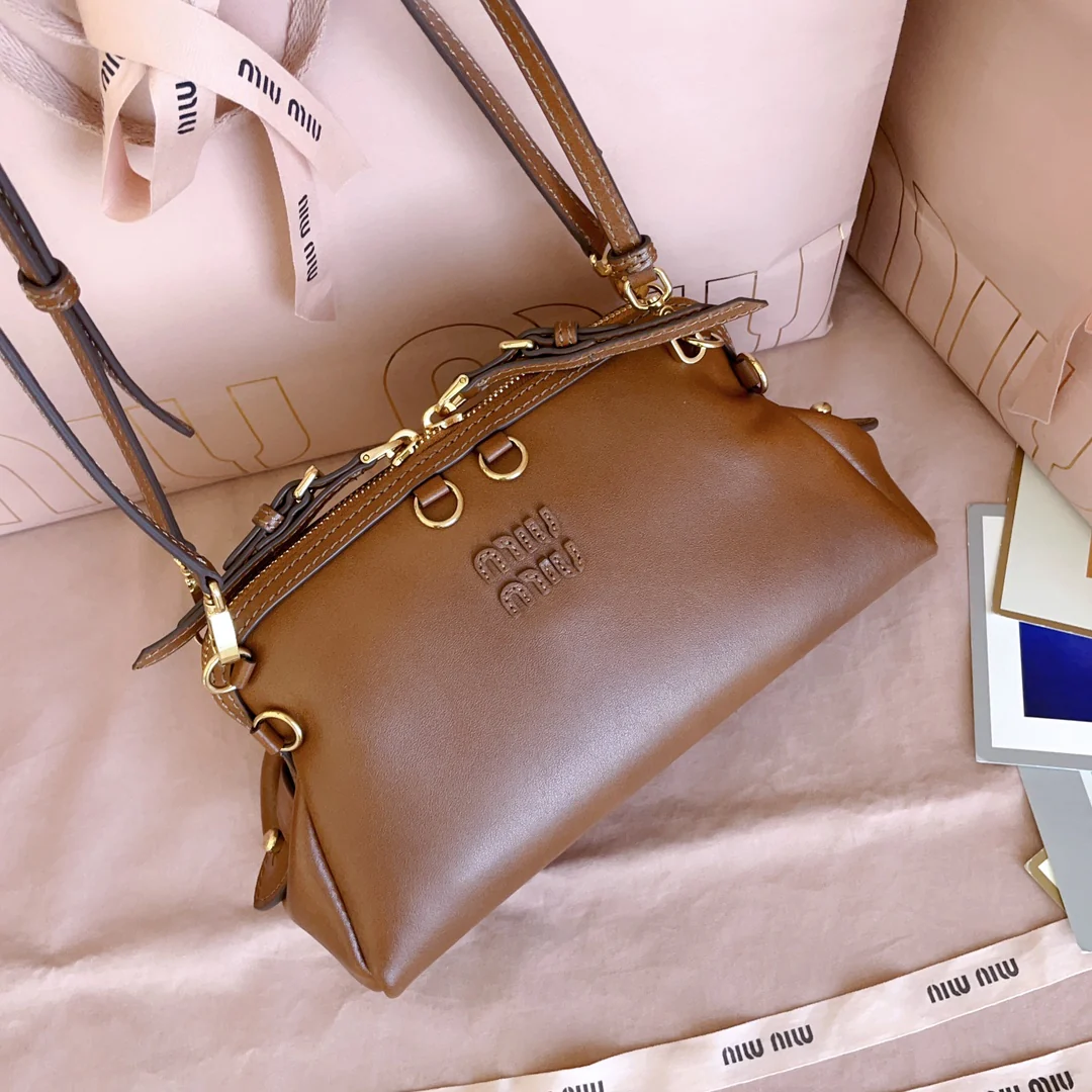 Рюкзак Miu Miu 5bf131 Shell Backpack - коричневый