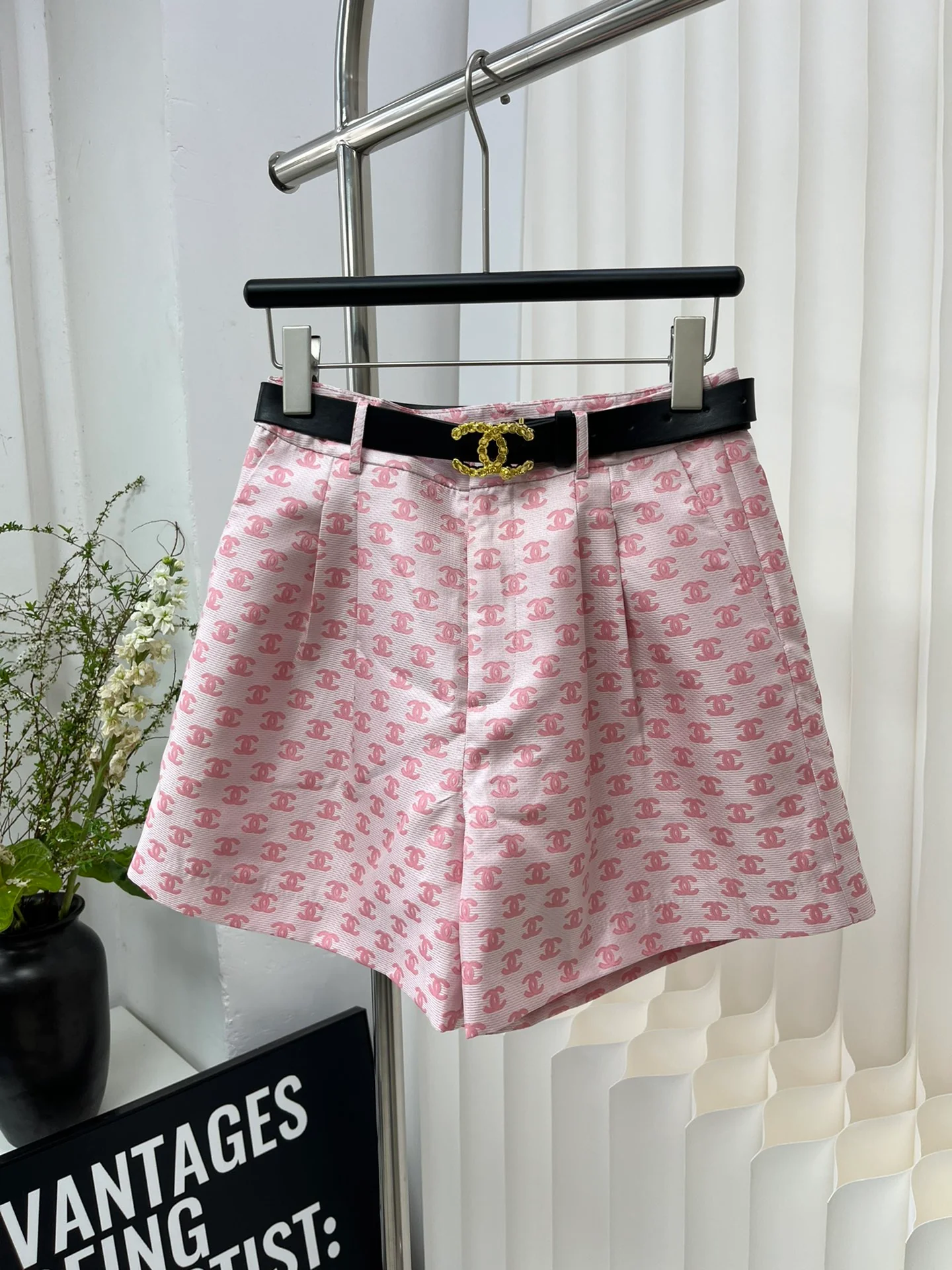 Классические жаккардовые шорты Chanel 2403 с буквенным рисунком - розовые