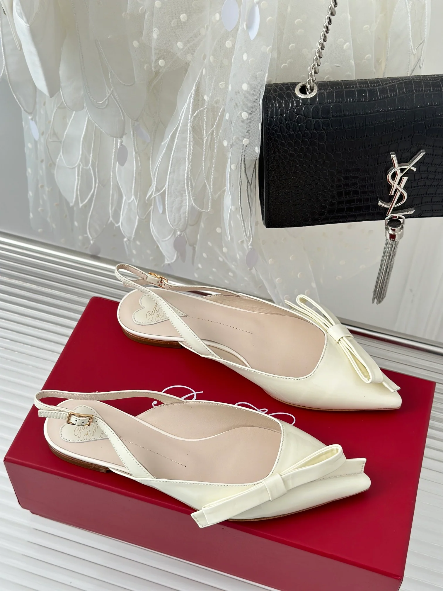 Обувь RV Shoes - Новинка весны/осени 2023 - Сандалии-балетки с бантом и сердечком