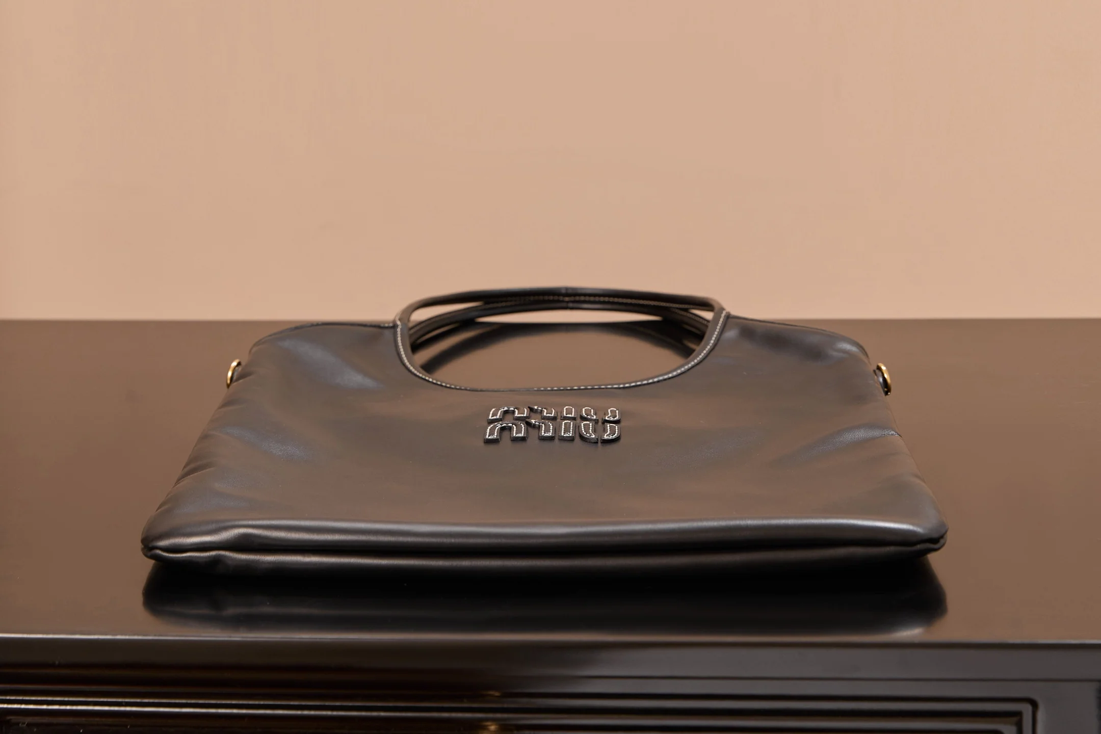 Сумка-тоут Miu Miu-5bq231m980-??? Большая, черная кожа