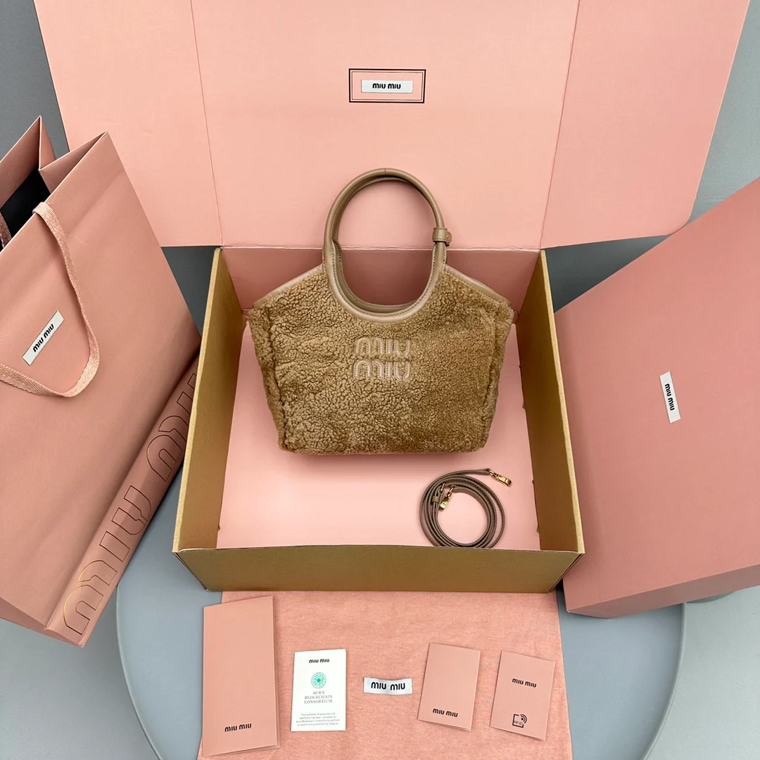 Сумка-тоут Miu Miu Ivy - овечья шерсть - маленькая - коричневая