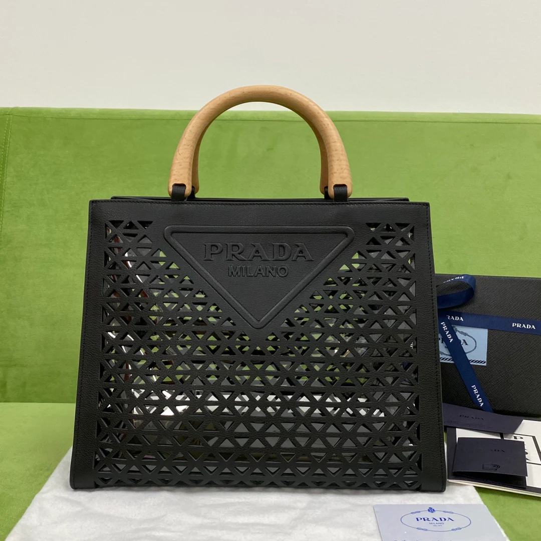 Prada - Новая перфорированная сумка-тоут, черная