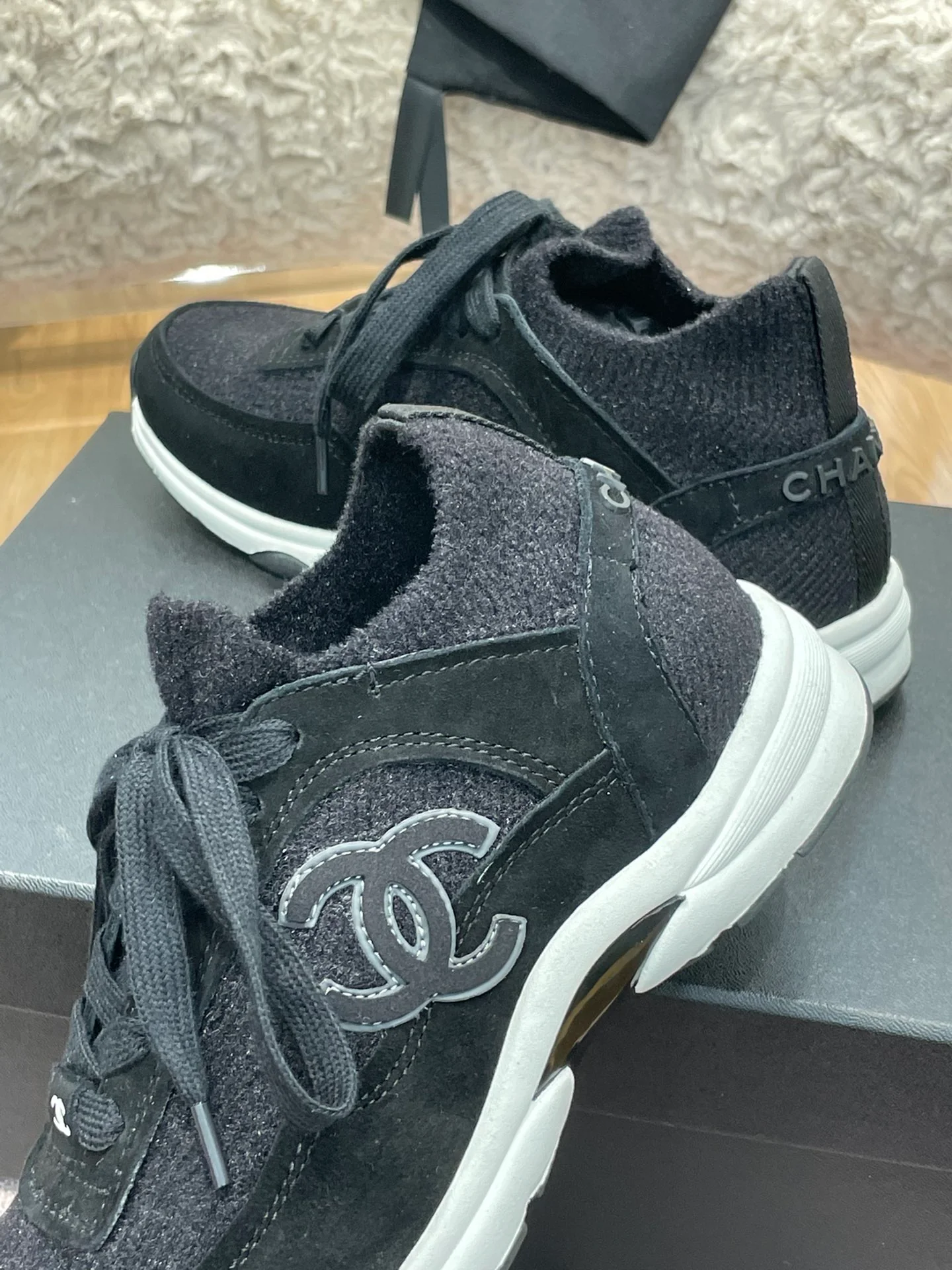 Chanel - Кроссовки - Повседневная обувь - 19