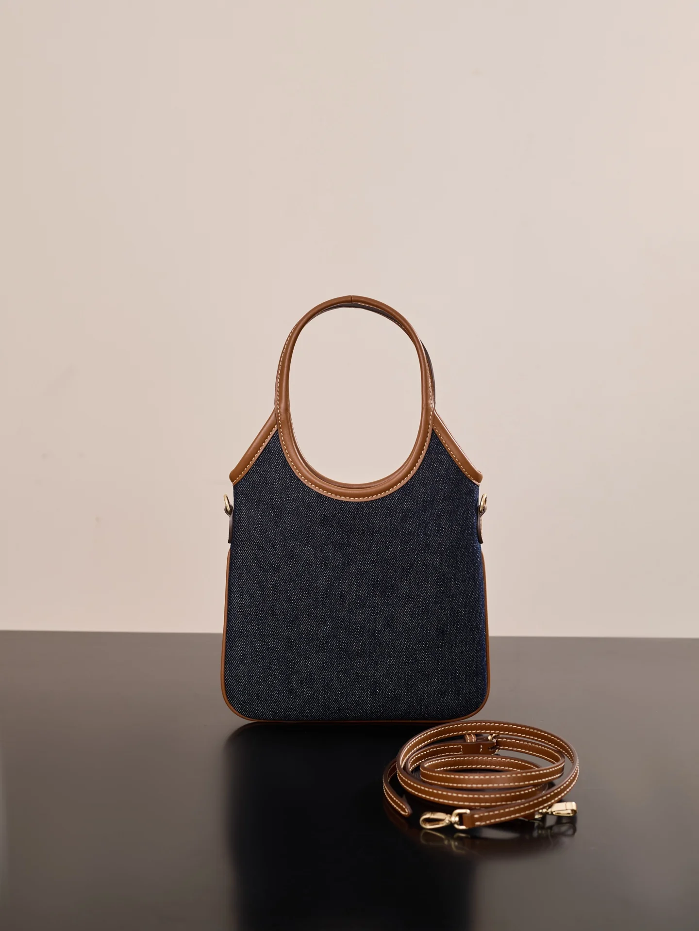 Сумка-тоут Miu Miu-5ba281m650-??? Маленькая, из джинсовой ткани