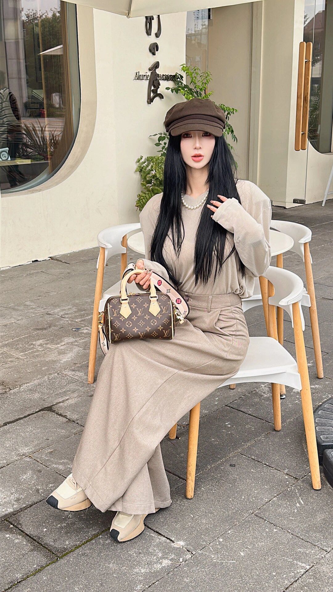 m46234-LV-speedy-bandouliere-20-classic monogram