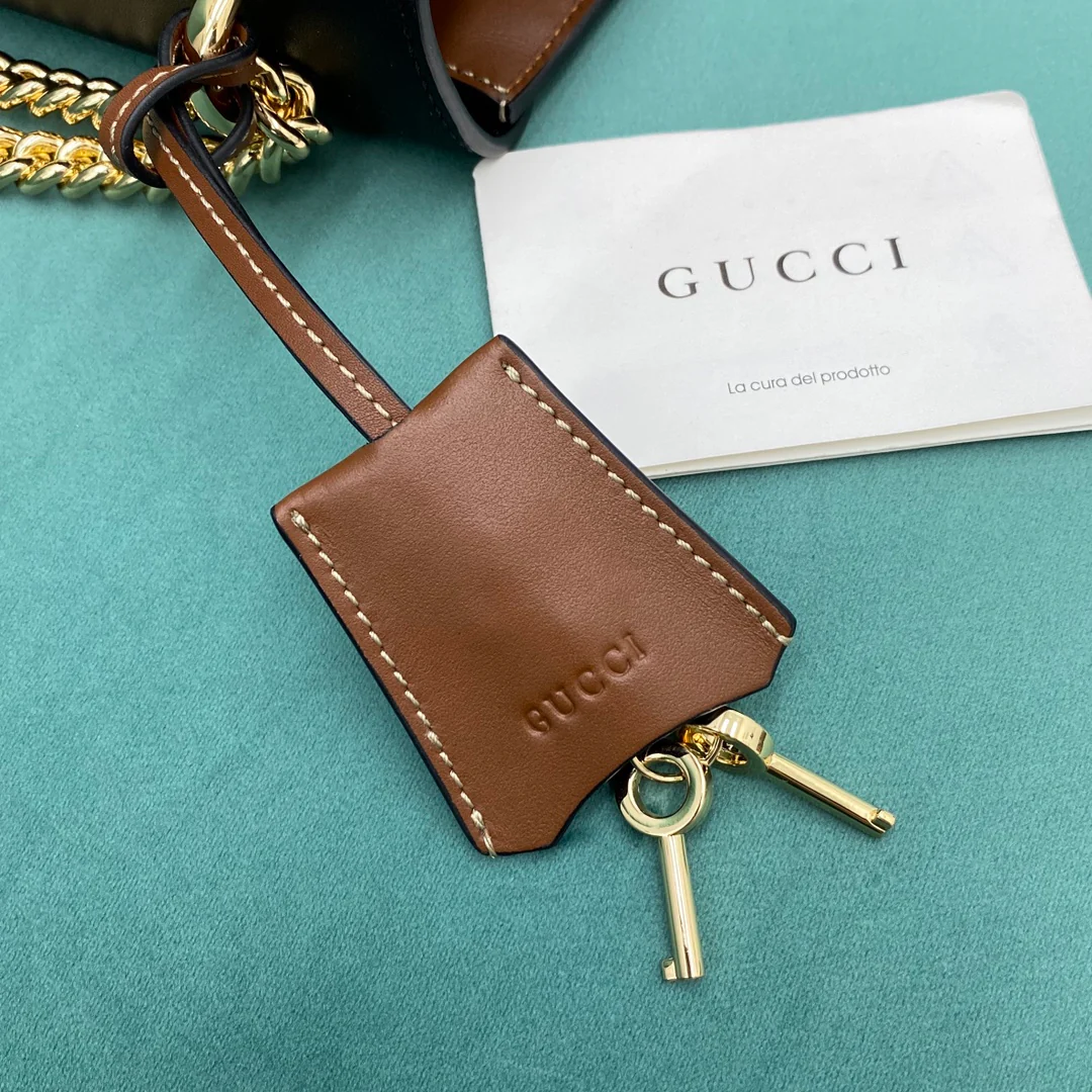 Сумка Gucci с цепочкой и замком - 30 см x 19 см x 10 см
