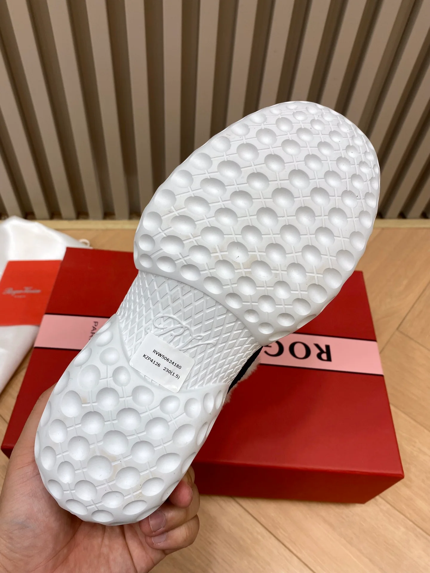 Обувь RV - Новинки сезона осень/зима 2022 - Спортивная и повседневная обувь