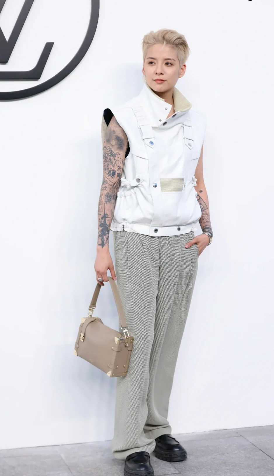 m83080-LV-side-trunk-pm chain bag-brown-1