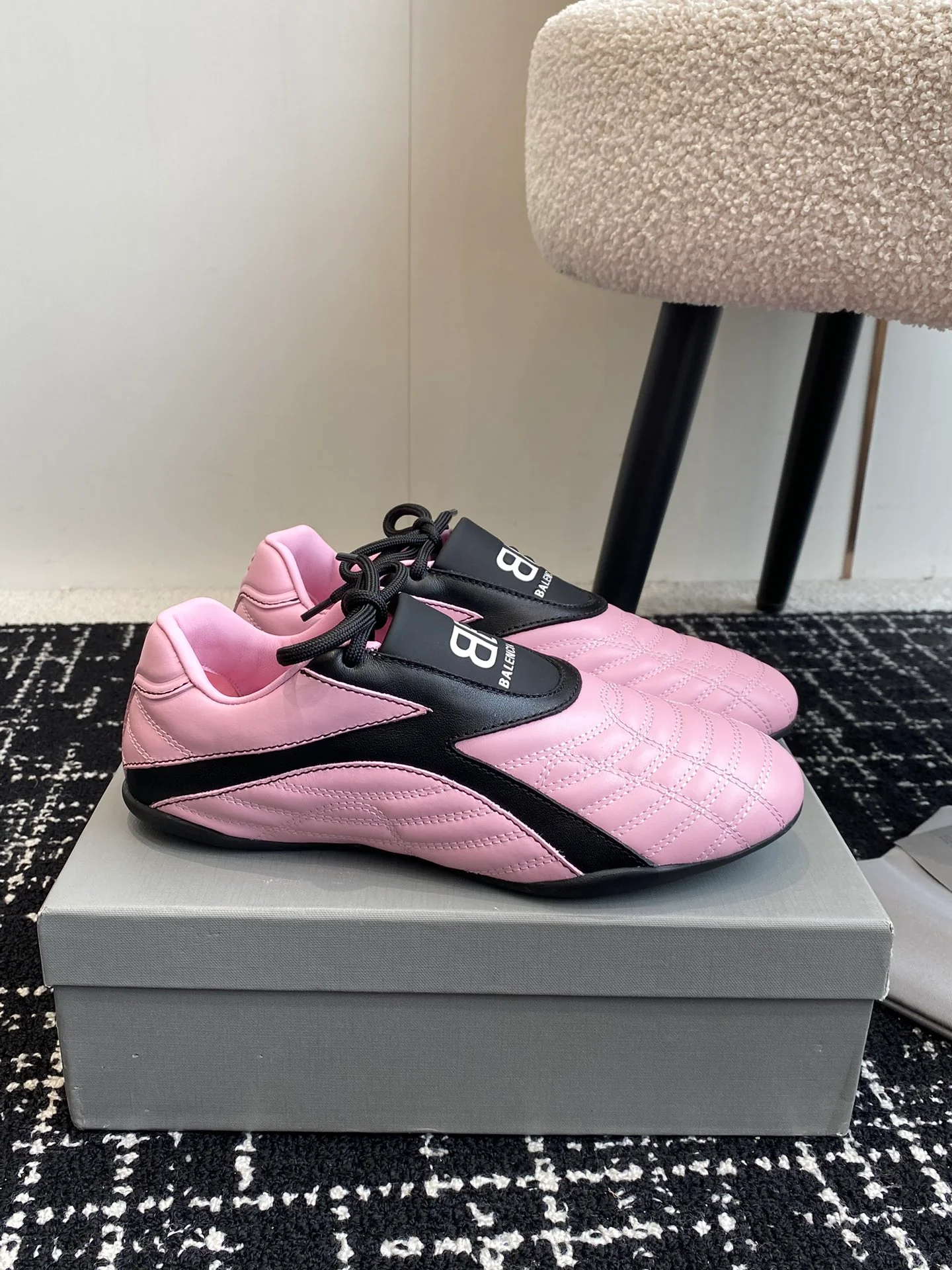 Повседневные бейсбольные кроссовки Balenciaga 2024 — розовые