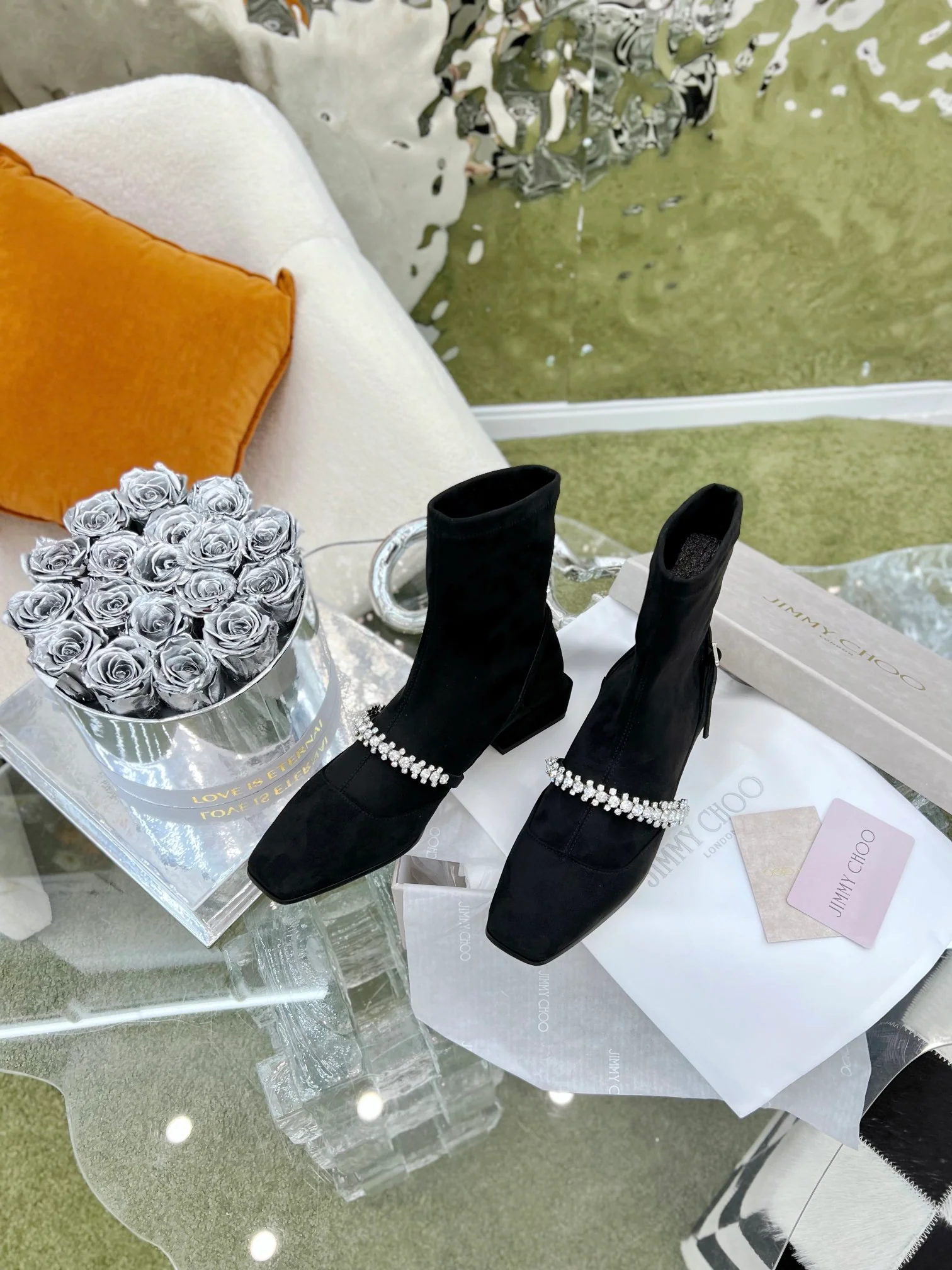 Jimmy - Новинка сезона весна/лето 2022 - Ботильоны на резинке со стразами